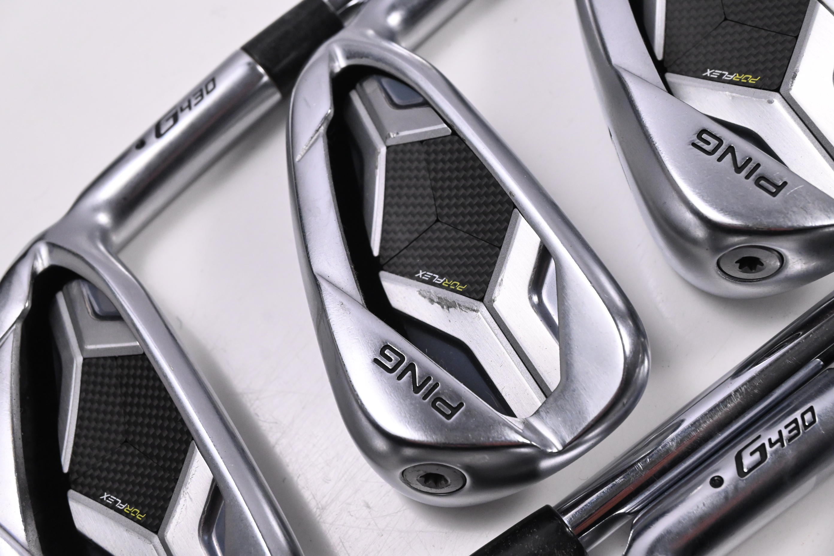 Ping G430 Irons / 5-PW+45°+50° / Black Dot / Regular Flex Elevate MPH 95 Shafts