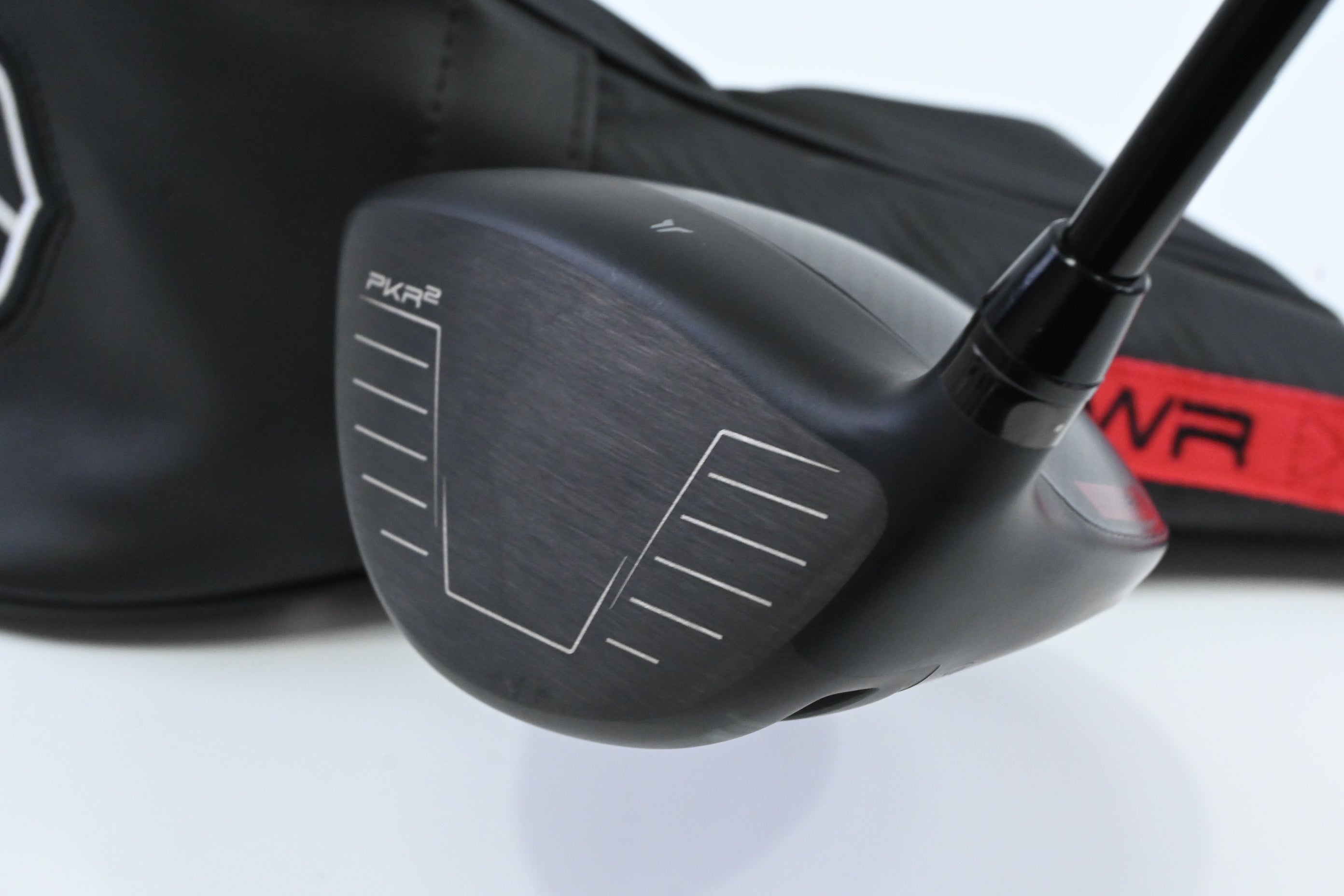 Wilson Dynapower Carbon 2023 Driver / 12 Degree / Stiff Flex Kai'li White 60