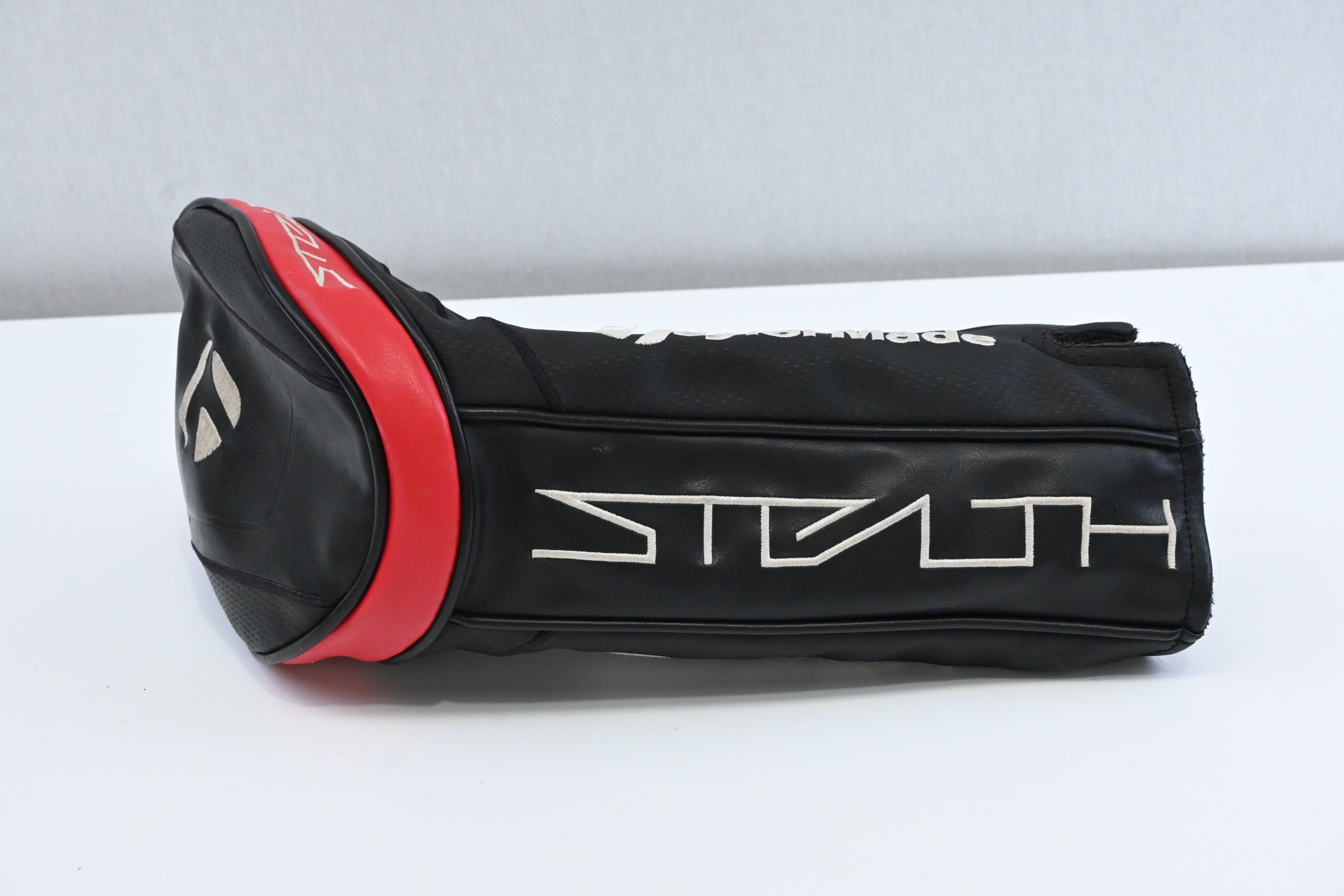 Left Hand Taylormade Stealth Driver / 10.5 Degree / Regular Flex Evenflow 60