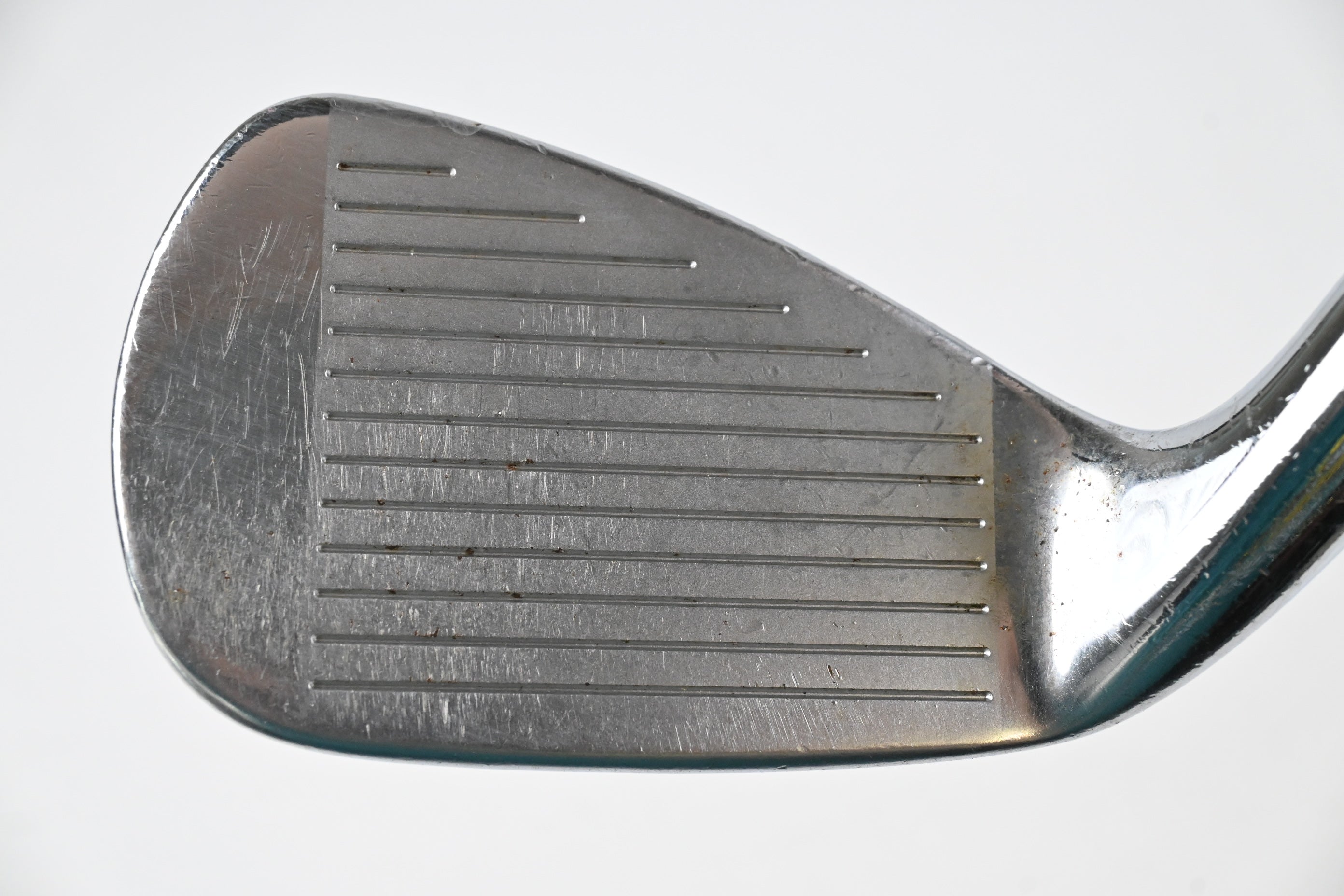 Titleist 712 AP2 #9 Iron / Stiff Flex Dynamic Gold SL S300 Shaft