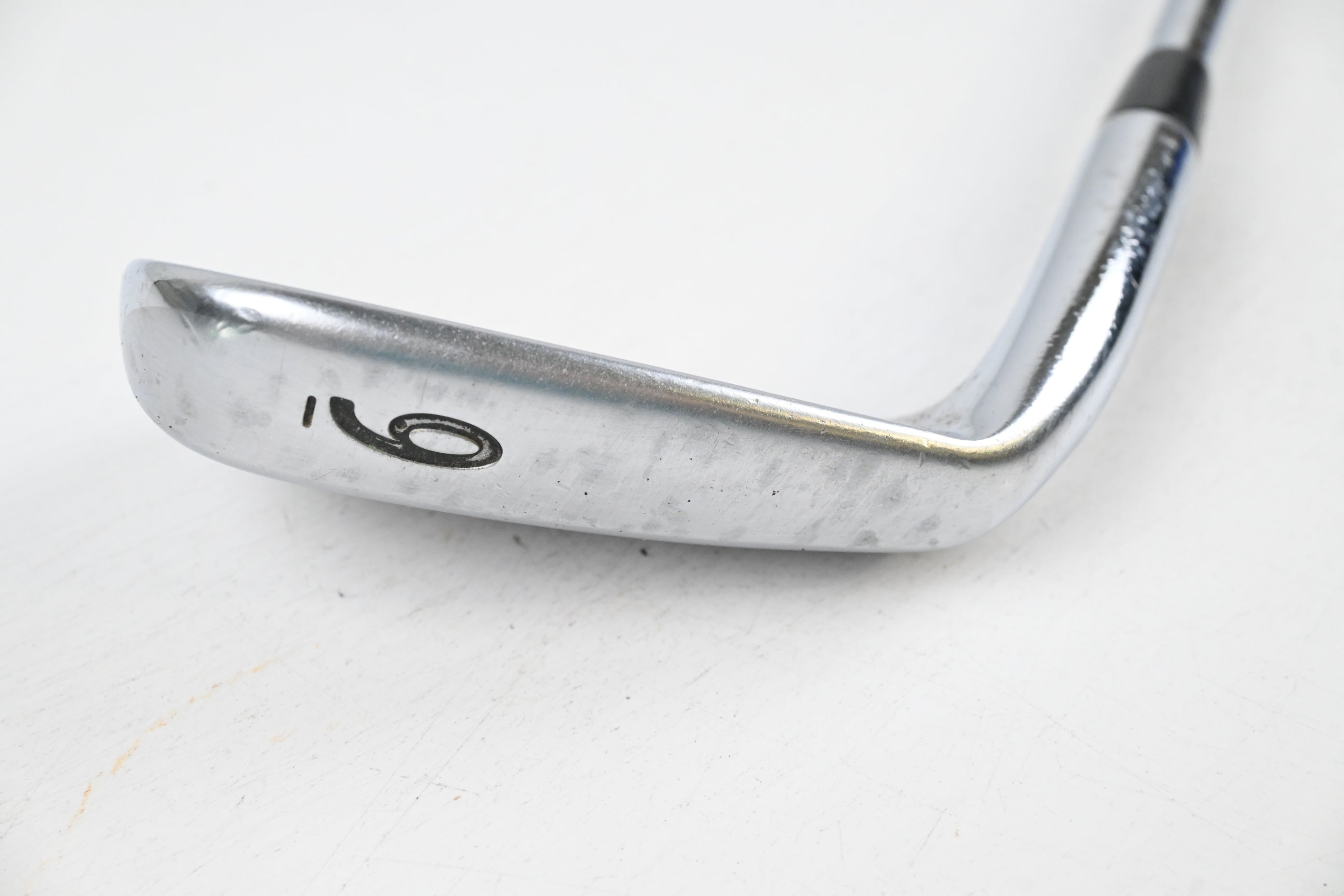 Titleist 712 AP2 #9 Iron / Stiff Flex Dynamic Gold SL S300 Shaft