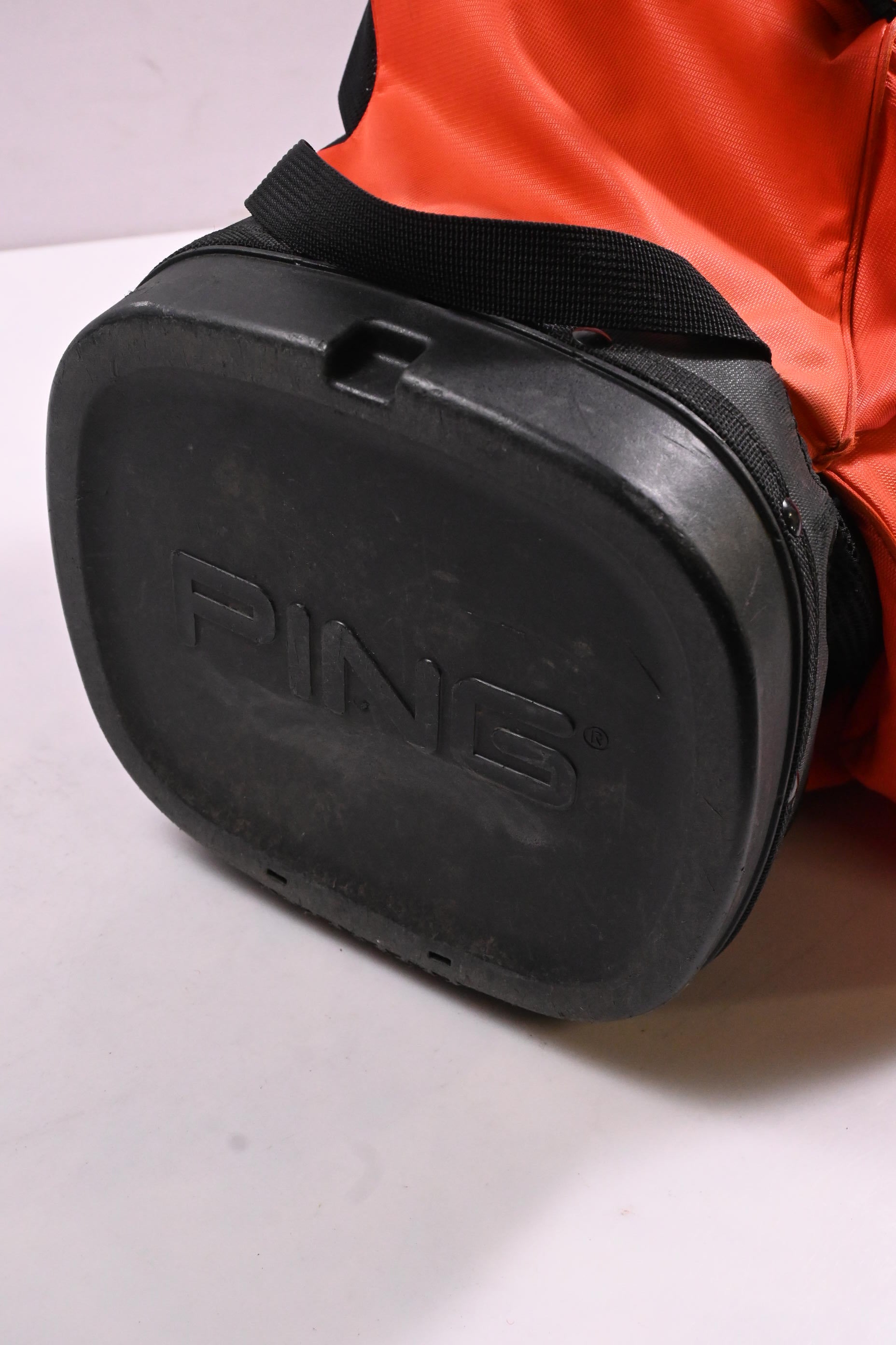 Ping Hoofer Monsoon Stand Bag / 5-Way Divider / Red, Black