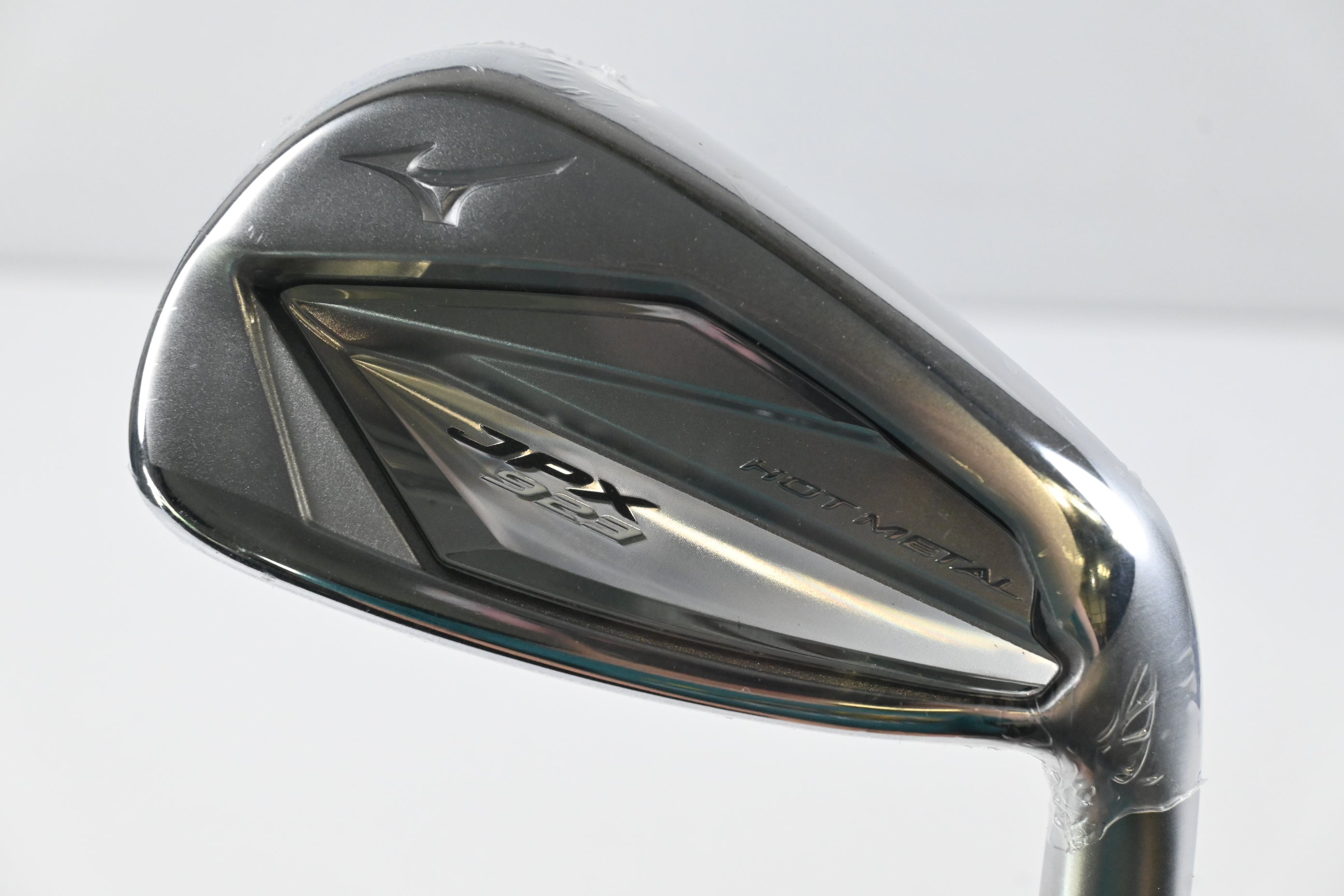 Mizuno JPX 923 Hot Metal Pro #9 Iron / Regular Flex KBS Tour Lite Shaft