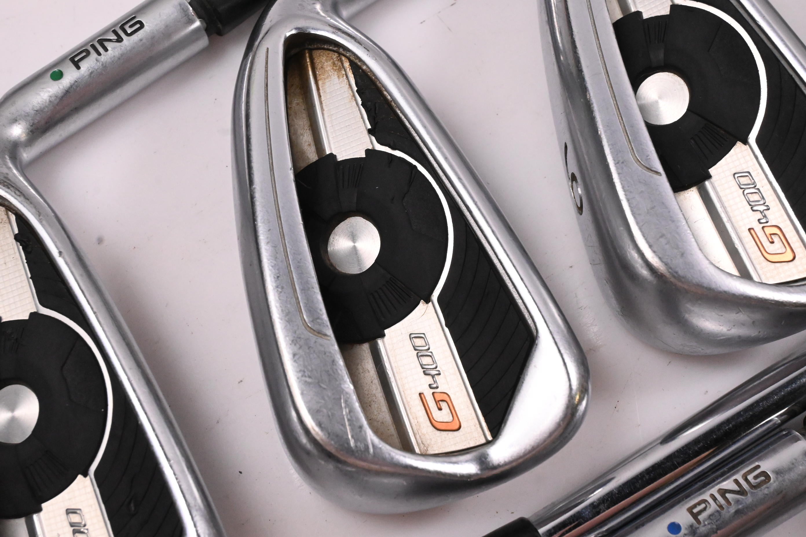 Ping G400 Irons / 4-PW+SW / Green Dot / Regular Flex Ping AWT 2.0 Shafts