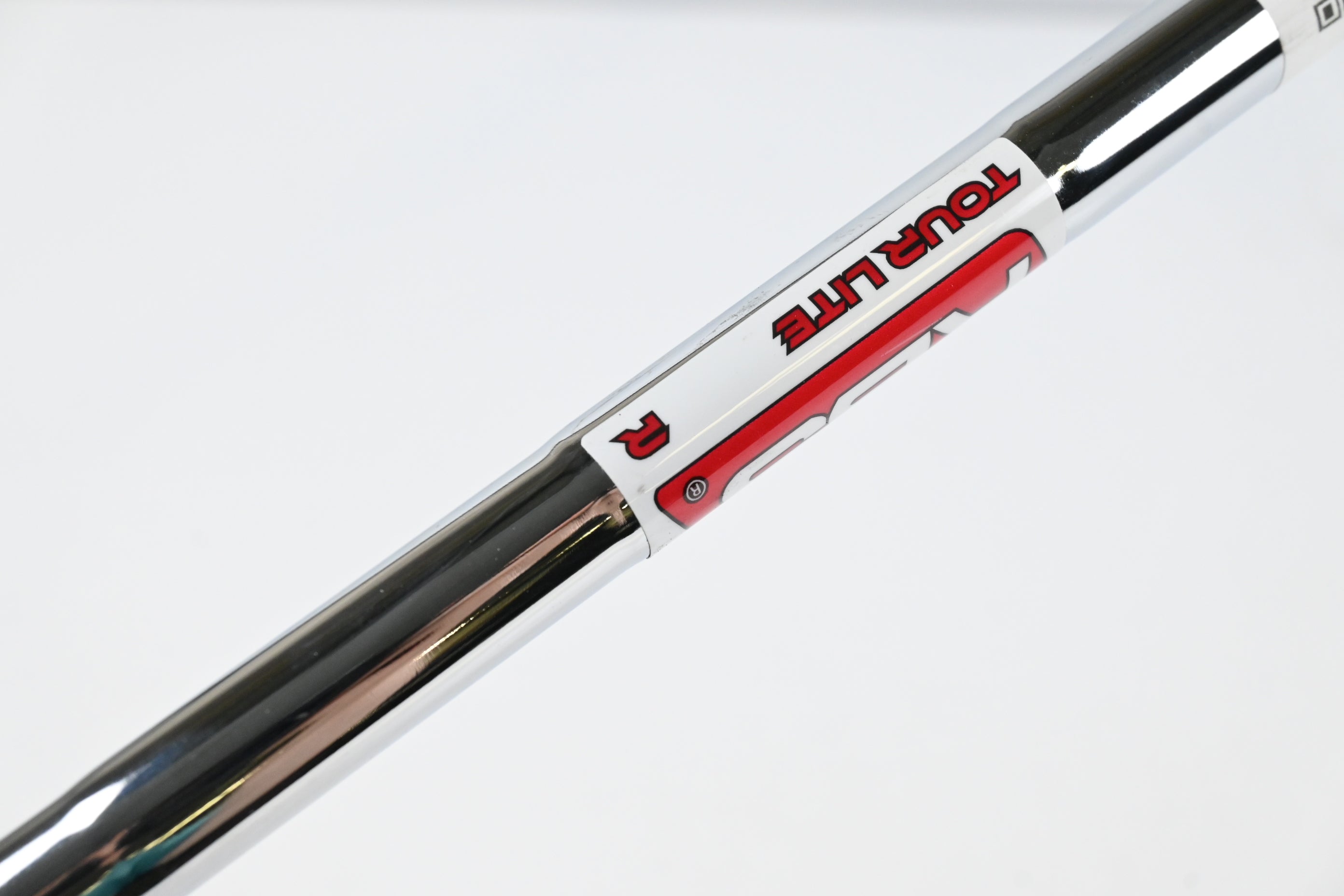 Mizuno JPX 923 Hot Metal Pro #9 Iron / Regular Flex KBS Tour Lite Shaft