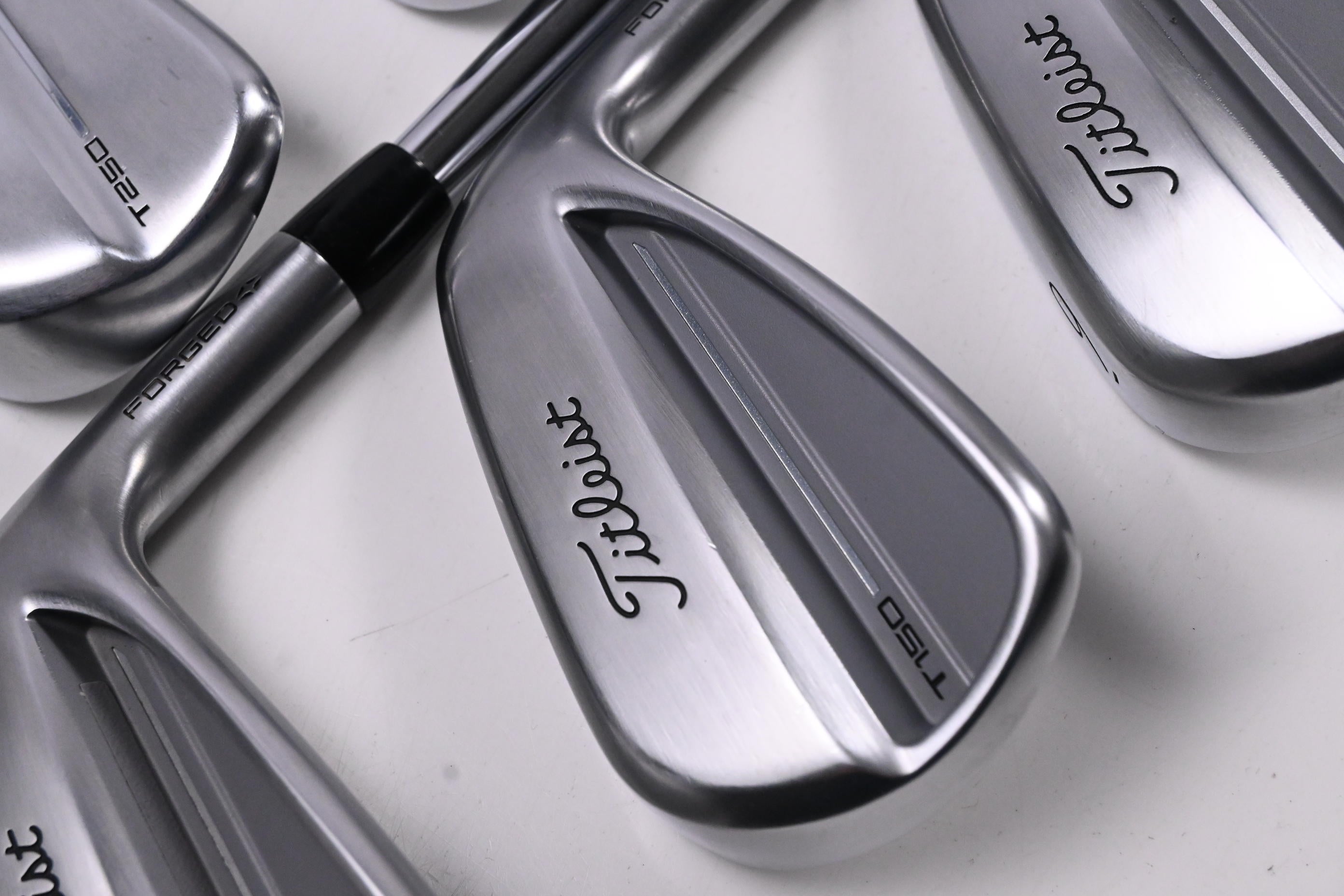 Titleist T250/T150 2025 Irons / 5-9i / Stiff Flex Dynamic Gold 105 S300 Shafts