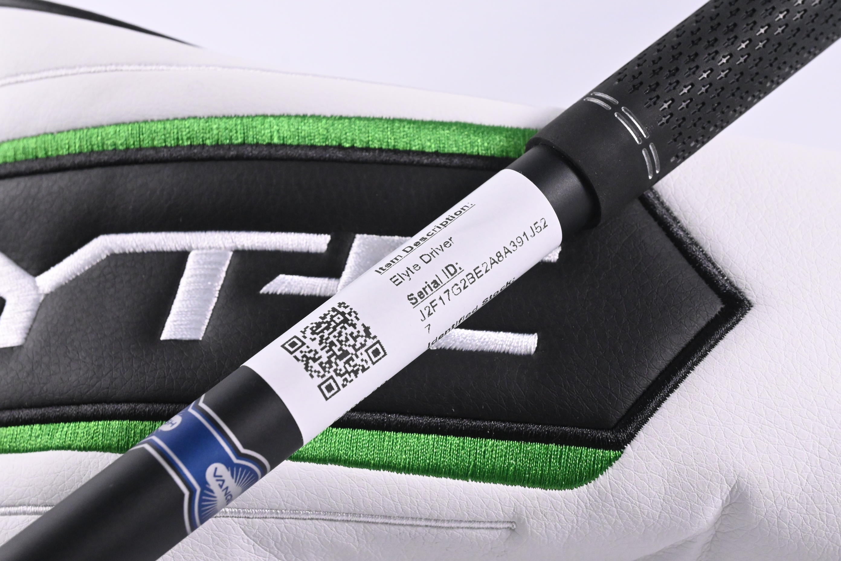 Callaway Elyte Driver / 10.5 Degree / Regular Flex Vanquish 4 Shaft