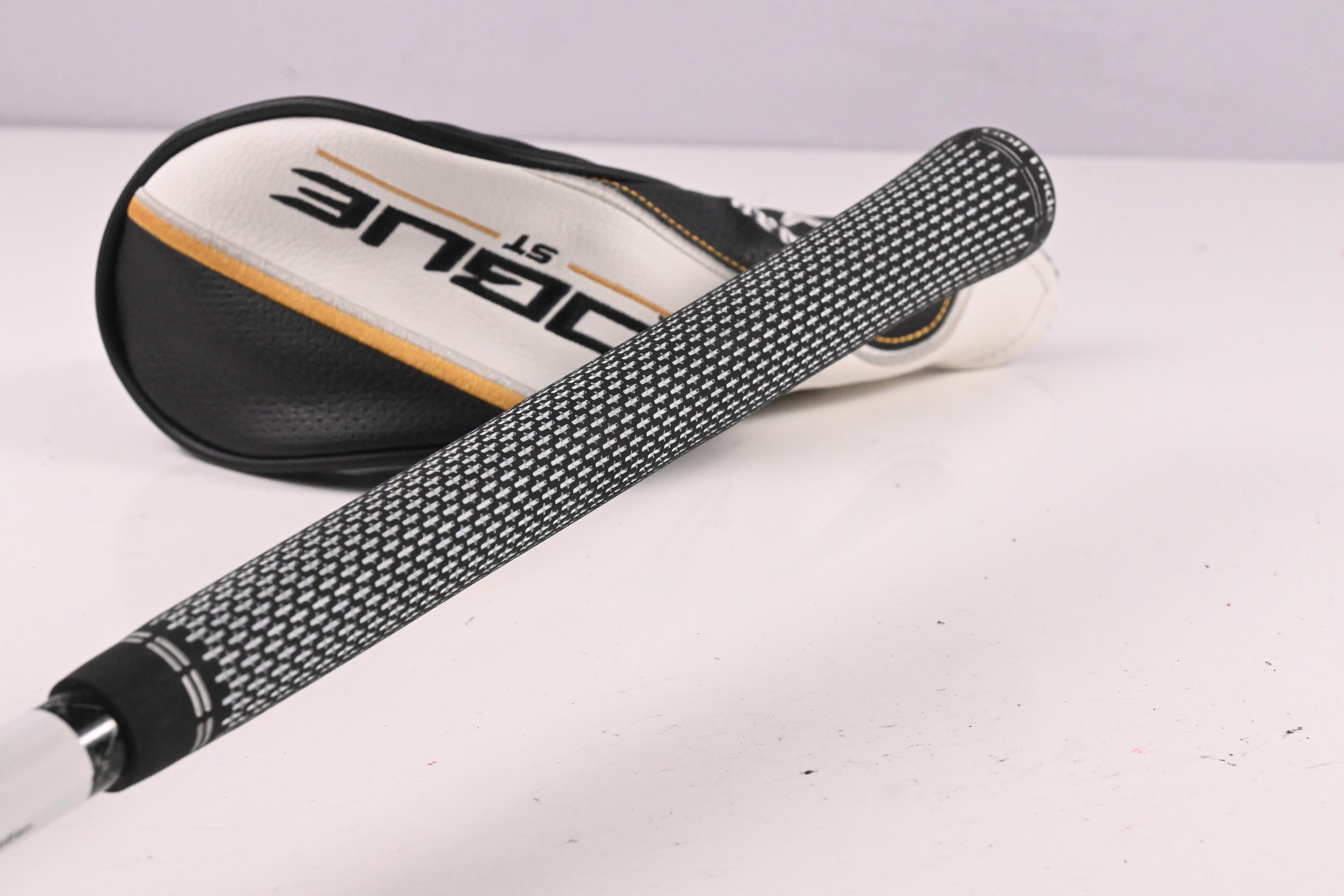 Callaway Rogue ST Pro #3 Hybrid / 20 Degree / Stiff Flex Tensei AV White 85
