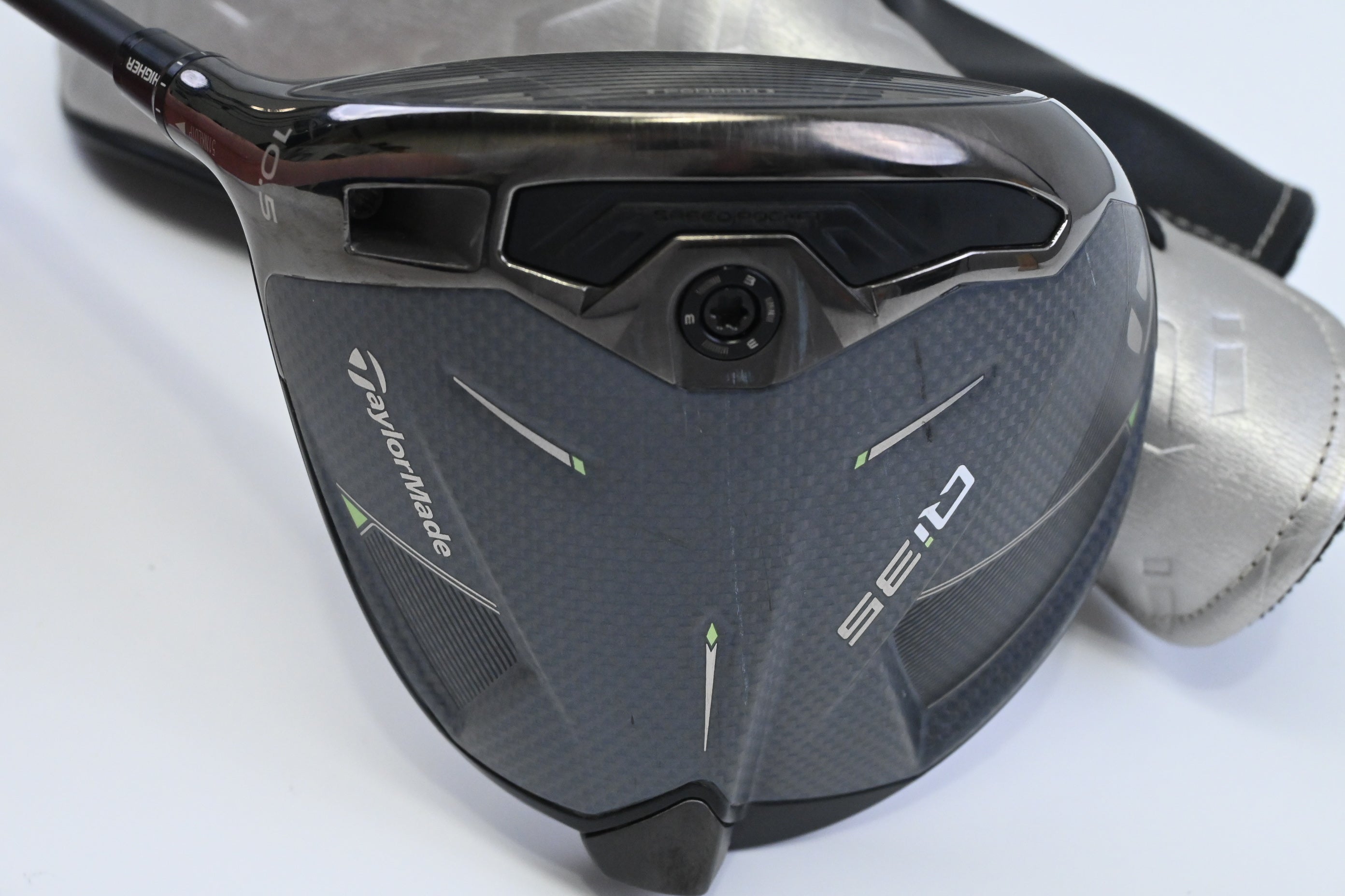 Left Hand Taylormade Qi35 Driver / 10.5 Degree / Regular Flex Fujikura Ventus 5