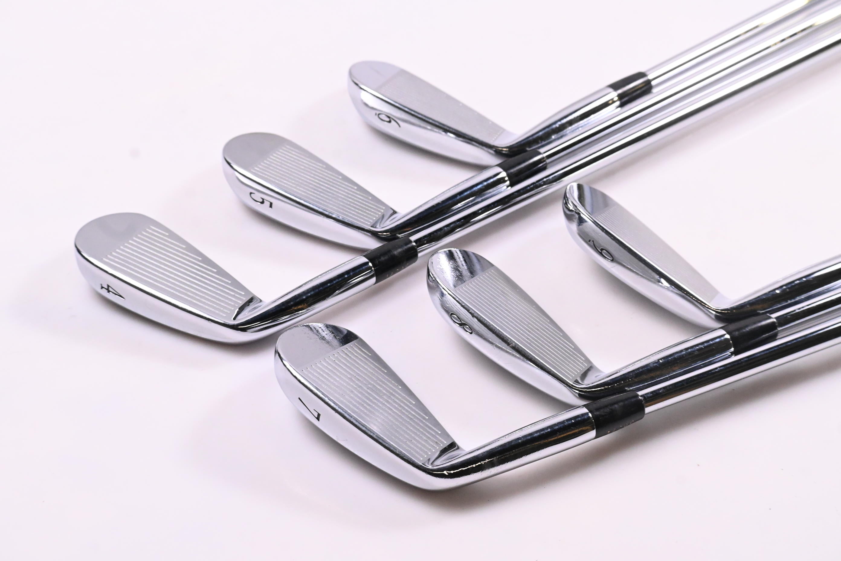 Mizuno MP-53 Irons / 4-9i / Regular Flex Dynalite Gold XP R300 Shafts