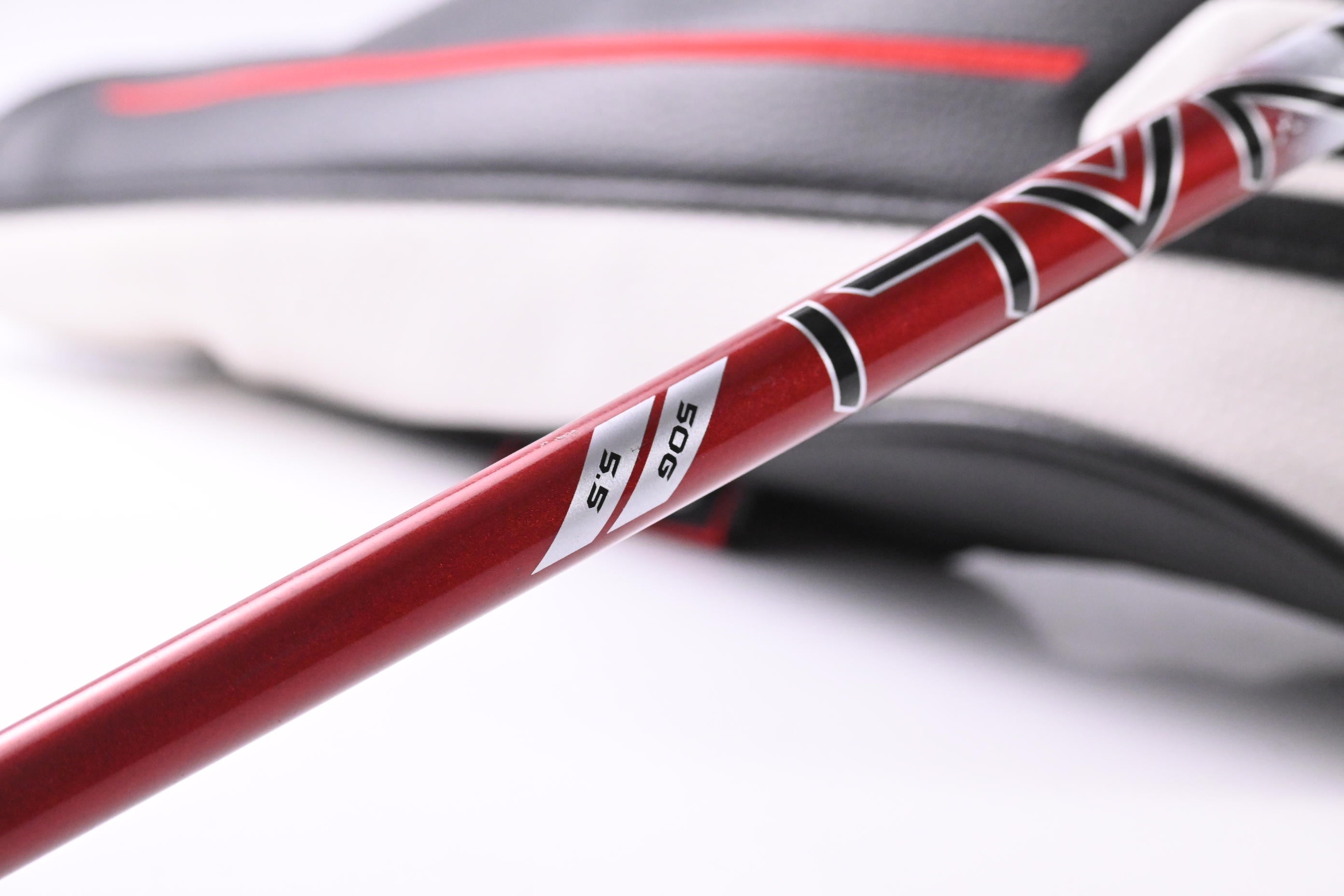 Titleist GT2 Driver / 10 Degree / Regular Flex Project X Denali Red 50 Shaft
