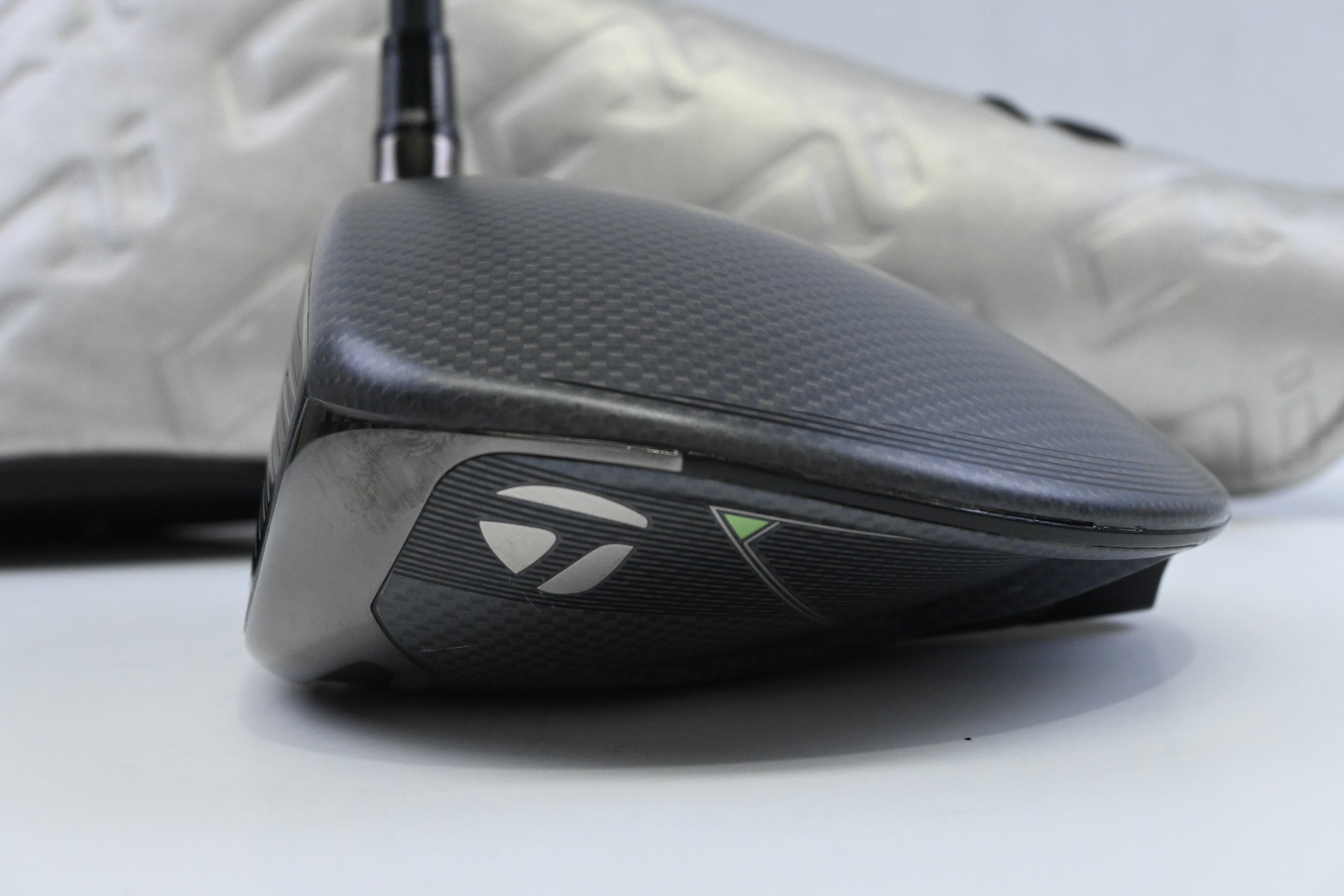 Left Hand Taylormade Qi35 Driver / 10.5 Degree / Regular Flex Fujikura Ventus 5
