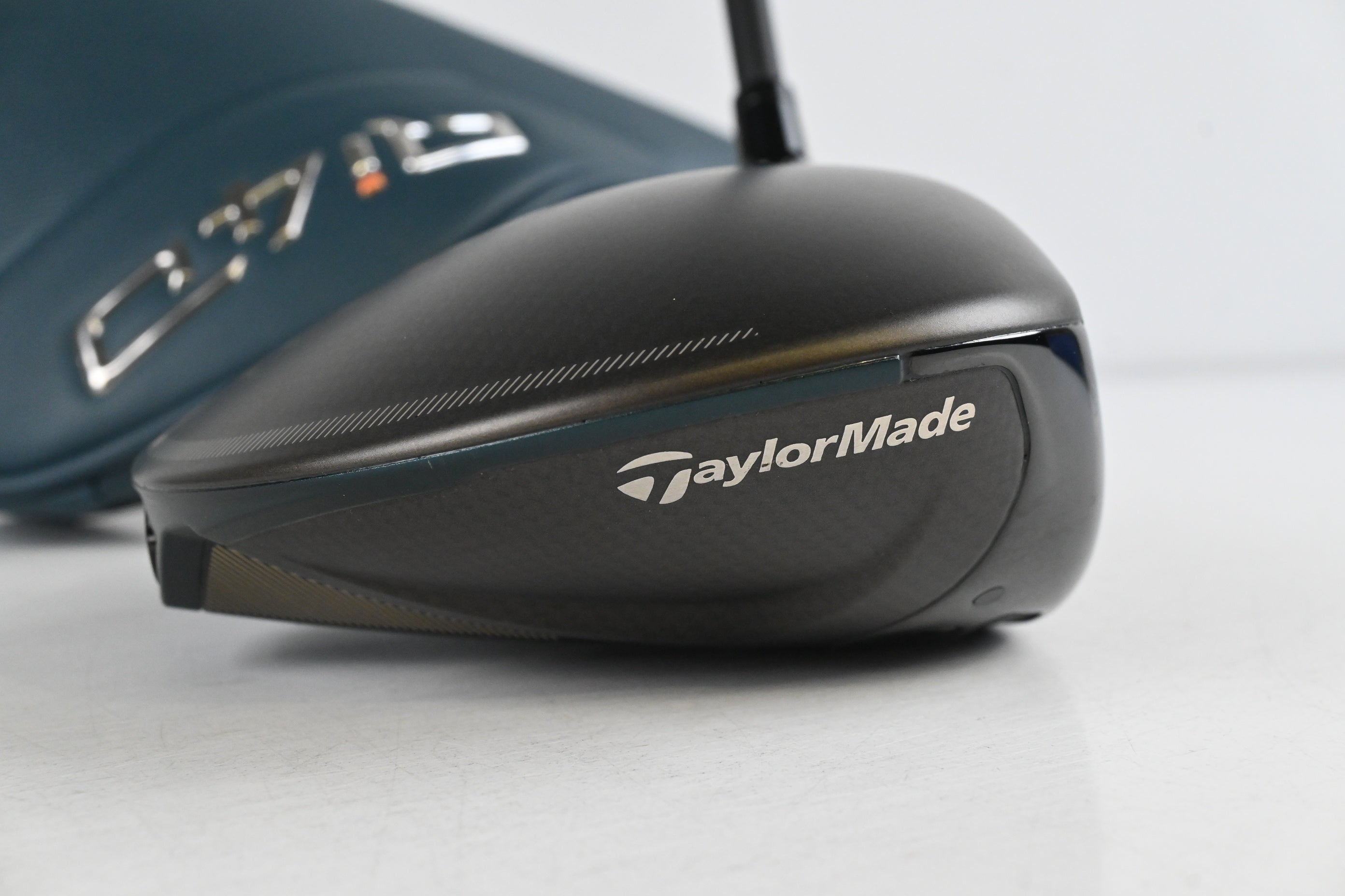 Taylormade Qi4D Driver / 9 Degree / Stiff Flex Reax Blue 50 Shaft