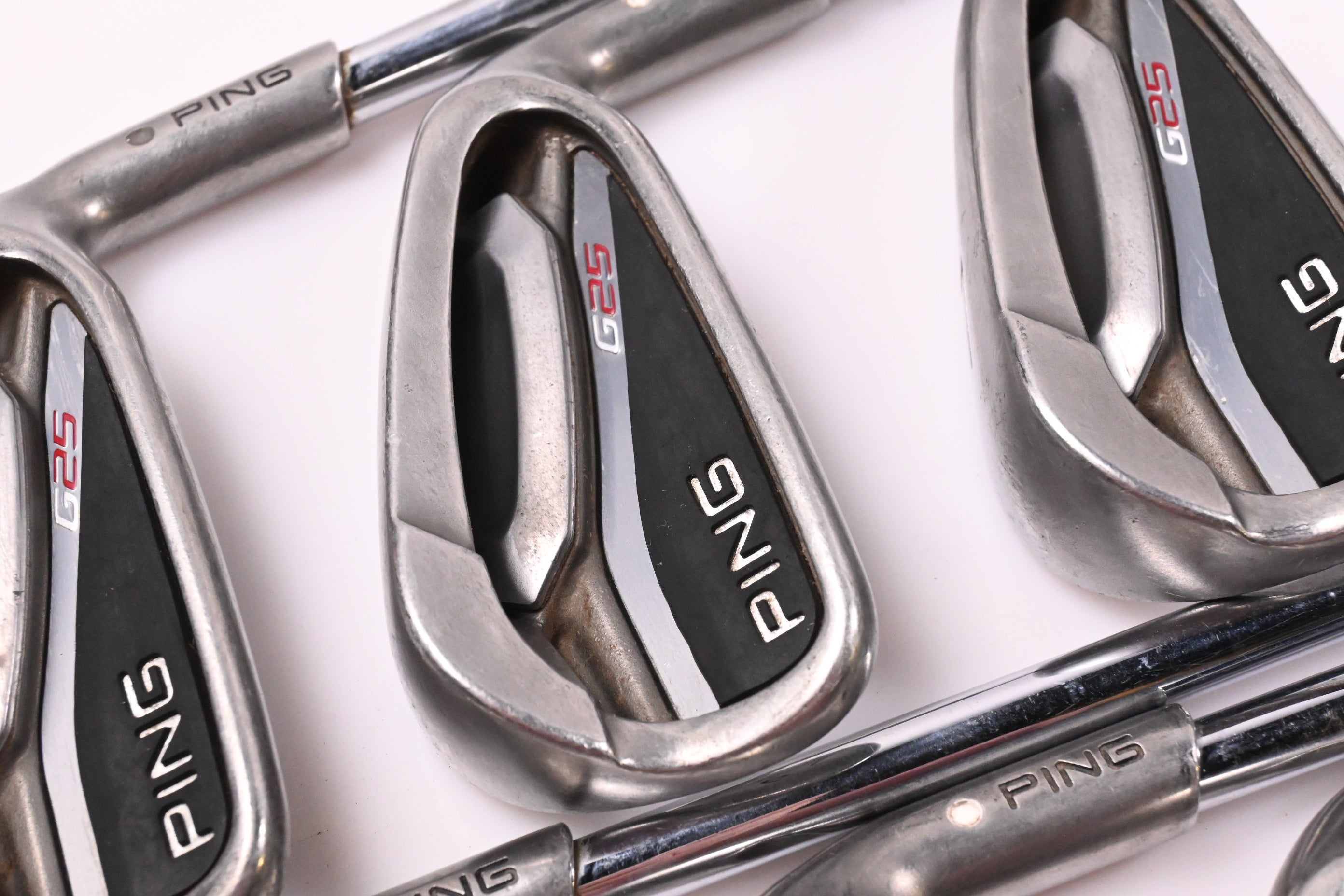 Ping G25 Irons / 4-PW / White Dot / Regular Flex Ping CFS Shafts