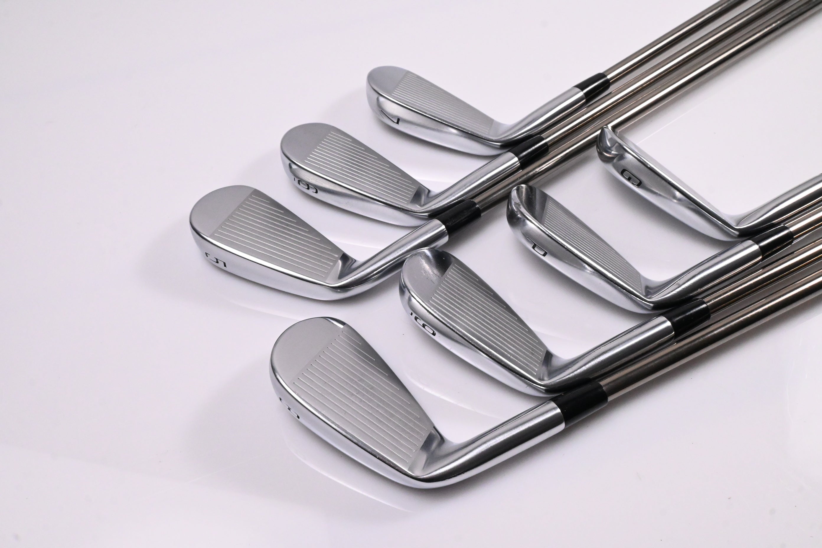 Mizuno Pro 225 Irons / 5-PW +GW / Senior Flex Recoil ESX 60 Shaft