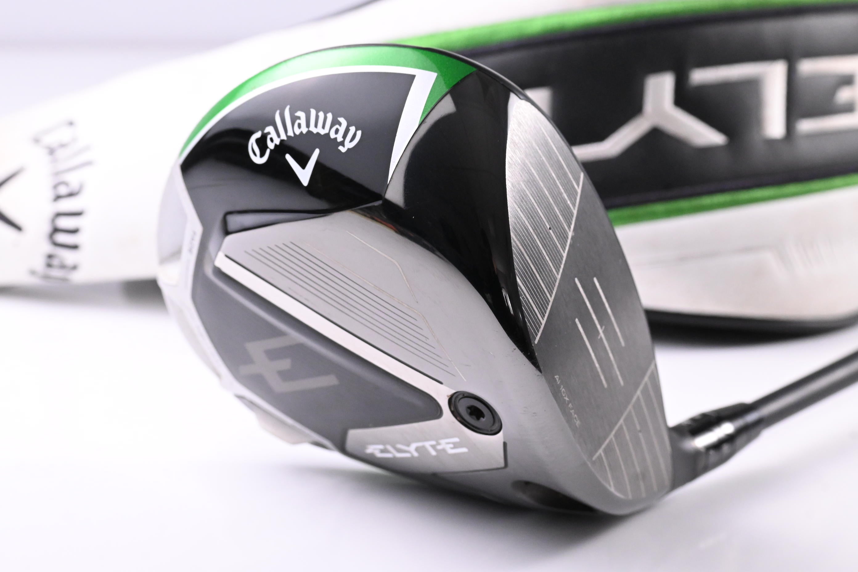 Callaway Elyte Driver / 10.5 Degree / Regular Flex Vanquish 4 Shaft