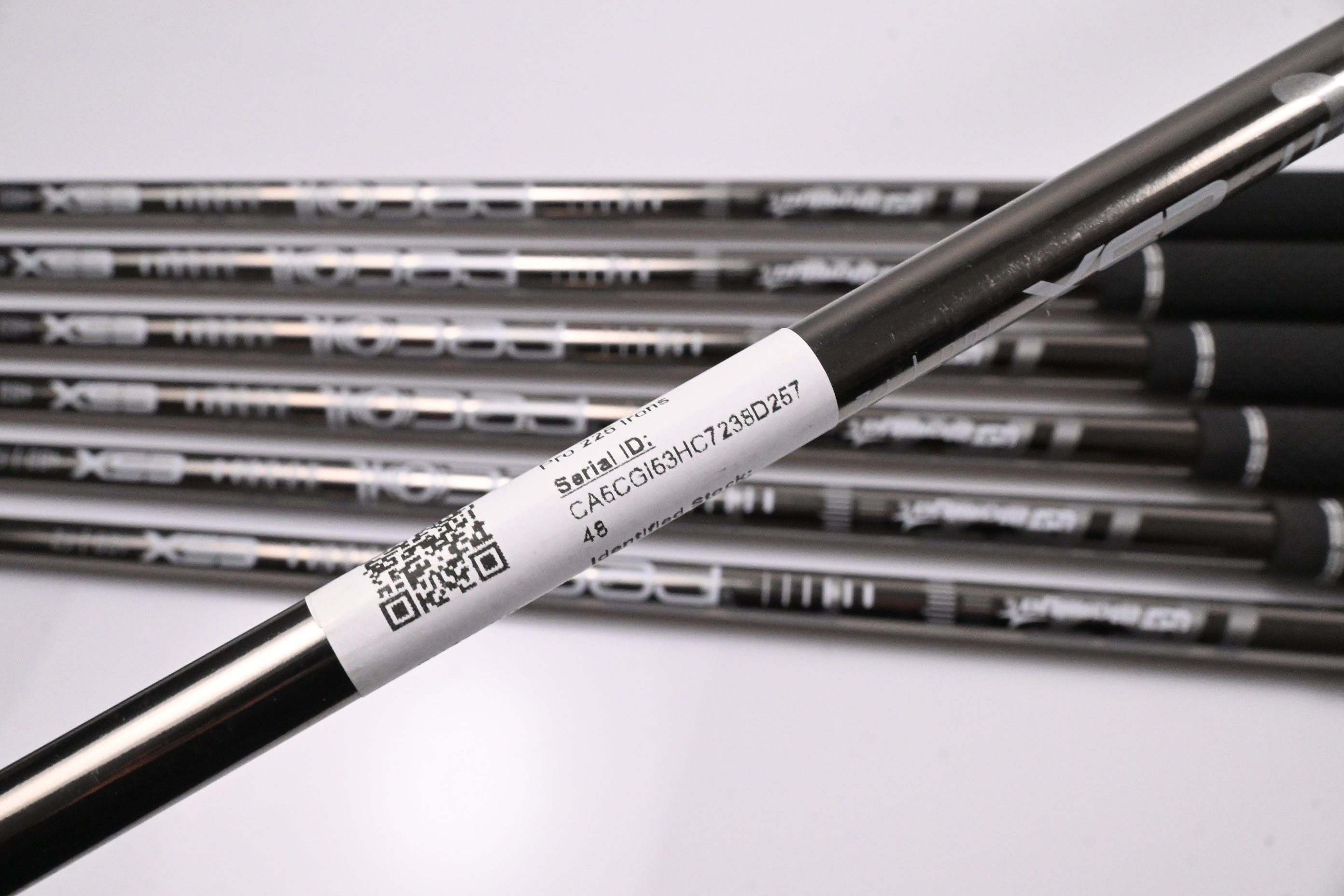Mizuno Pro 225 Irons / 5-PW +GW / Senior Flex Recoil ESX 60 Shaft