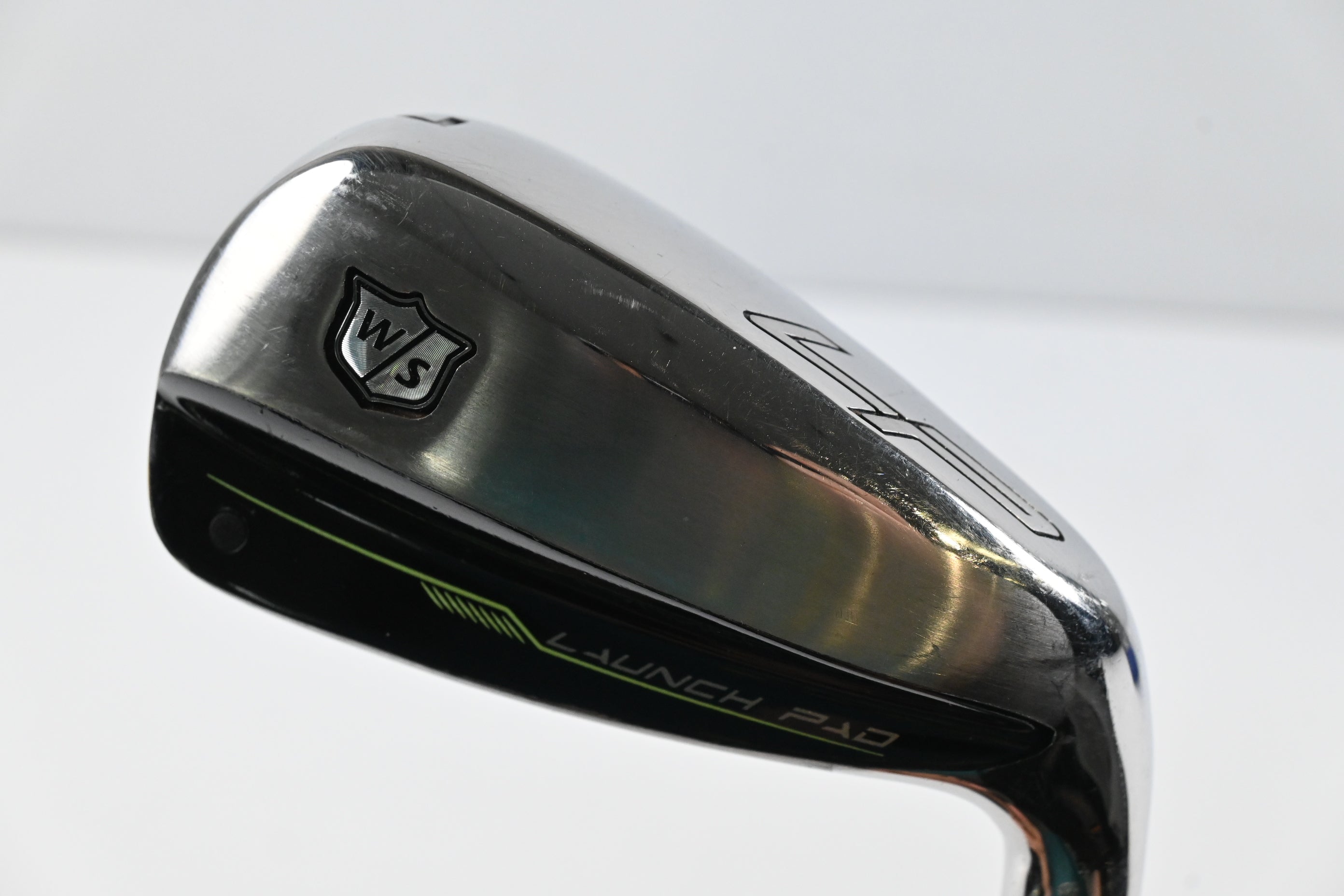 Wilson Launch Pad 2022 #7 Iron / Regular Flex Evenflow 65 Shaft