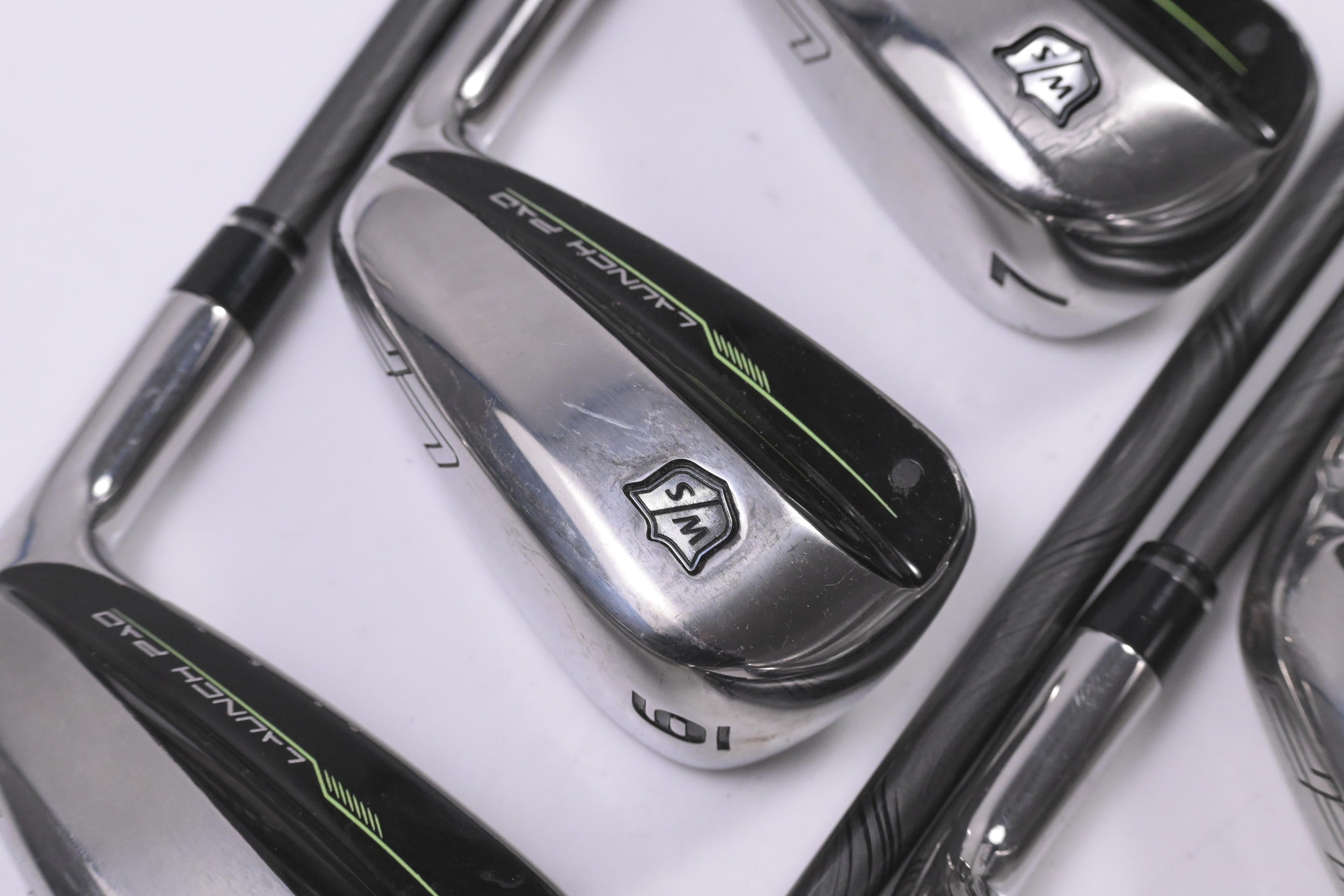 Wilson Launch Pad 2022 Irons / 5-PW+SW / Regular Flex EvenFlow 65 Shafts