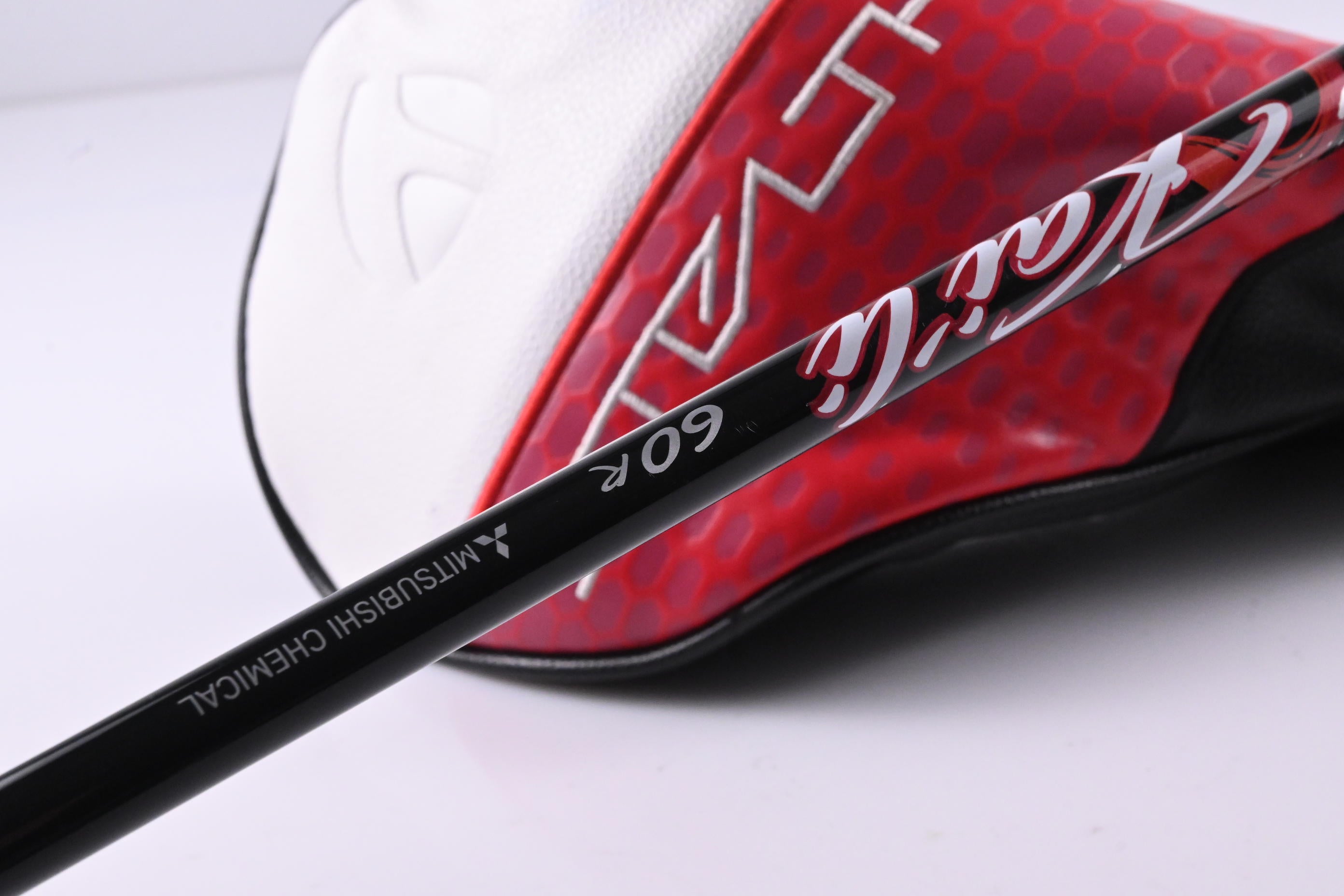 Taylormade Stealth 2 Driver / 9 Degree / Regular Flex Kai`li Red 60 Shaft