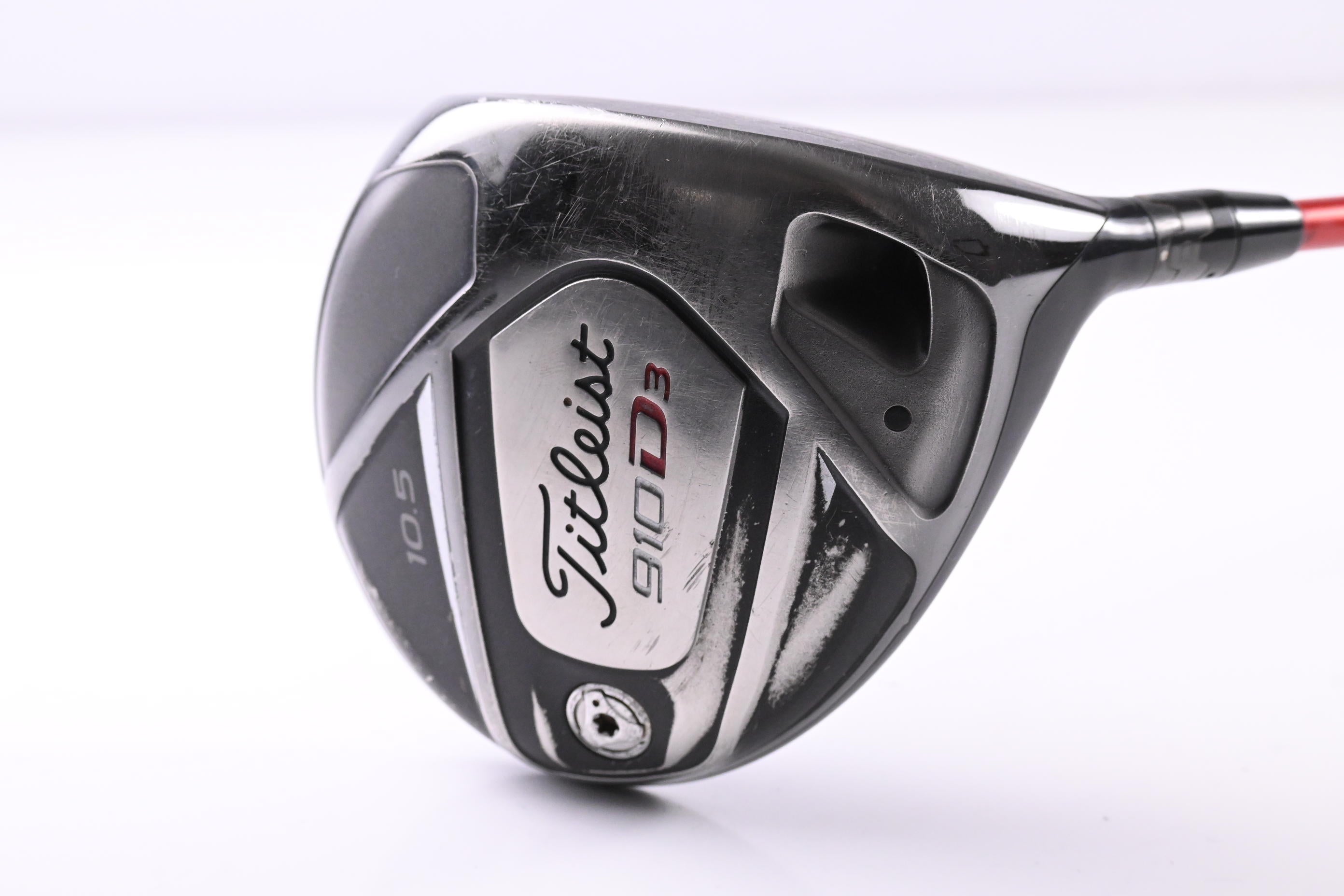 Titleist 910 D3 Driver / 10.5 Degree / Regular Flex Fujikura Motore F1 55 Shaft