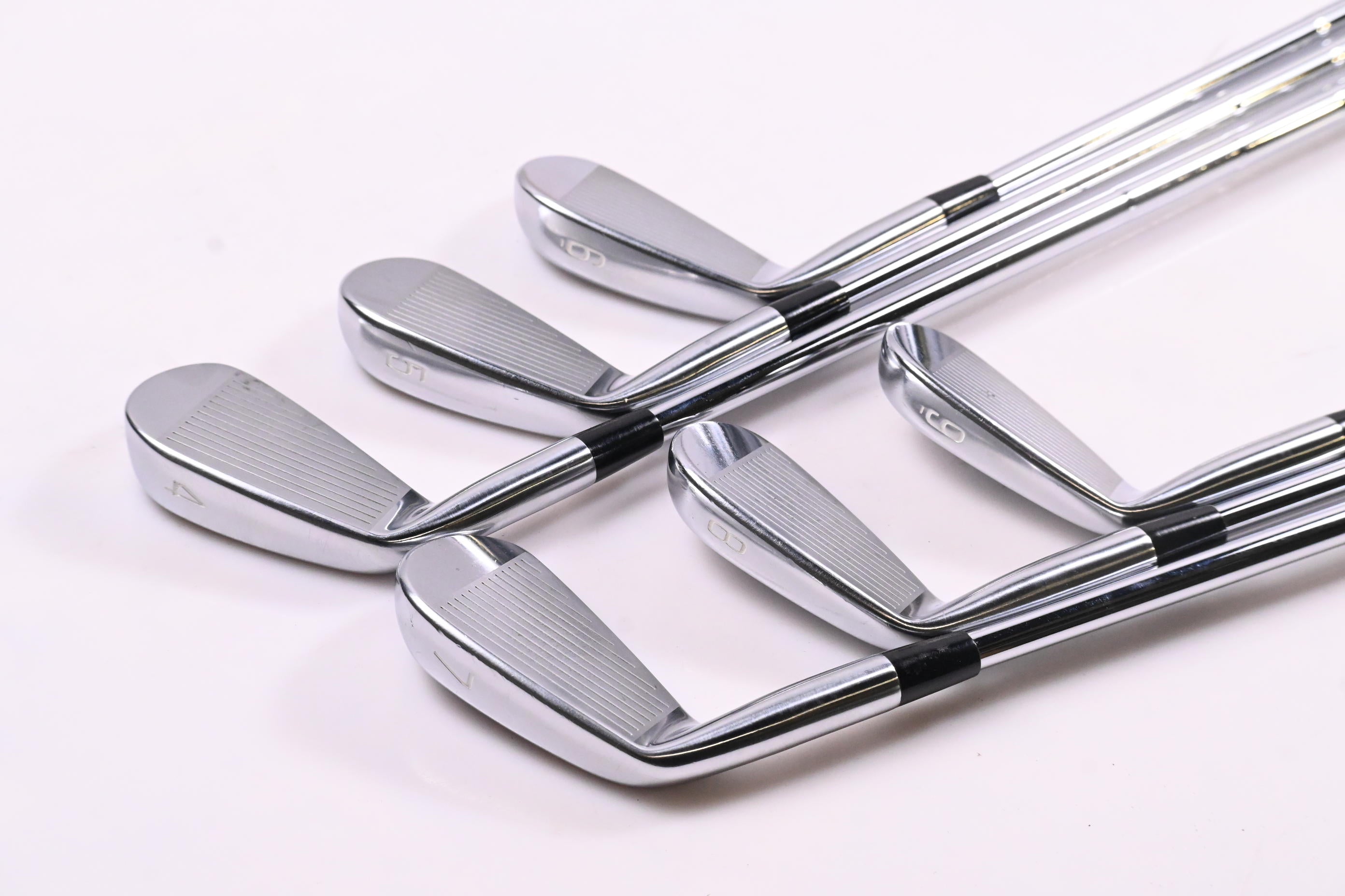 Mizuno Pro 243/241 Irons / 4-9i / X-Flex Dynamic Gold X100 Shafts