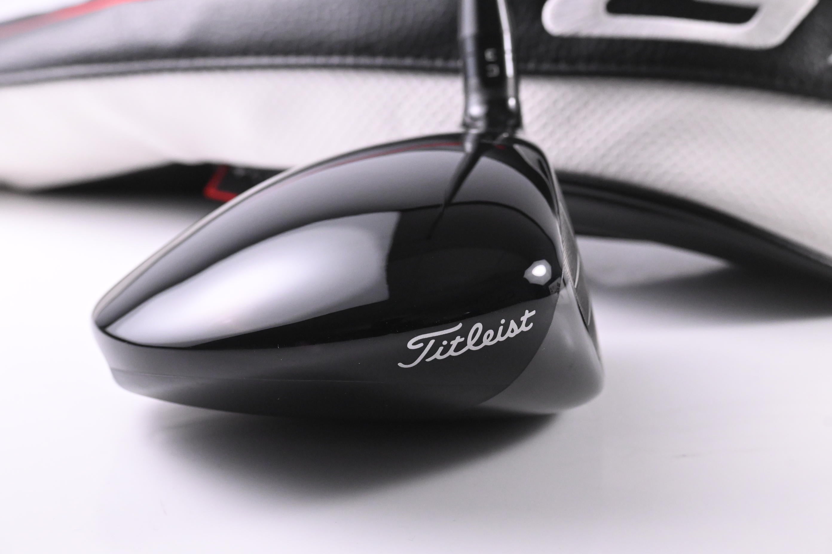 Titleist GT2 Driver / 10 Degree / Stiff Flex Tensei 1K Red 55 Shaft