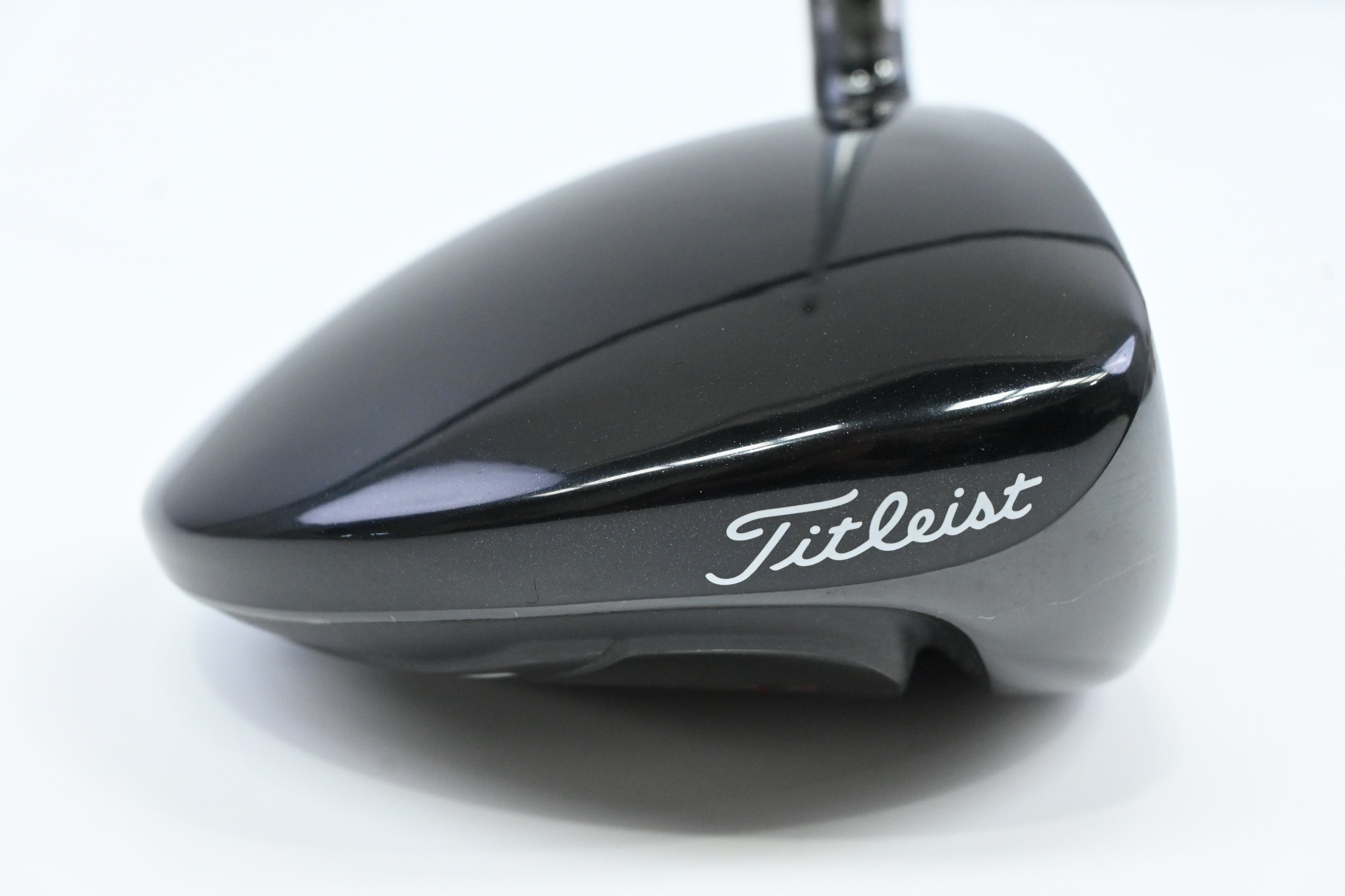 Titleist 915 D3 Driver / 9.5 Degree / X-Flex Fujikura Rombax Shaft