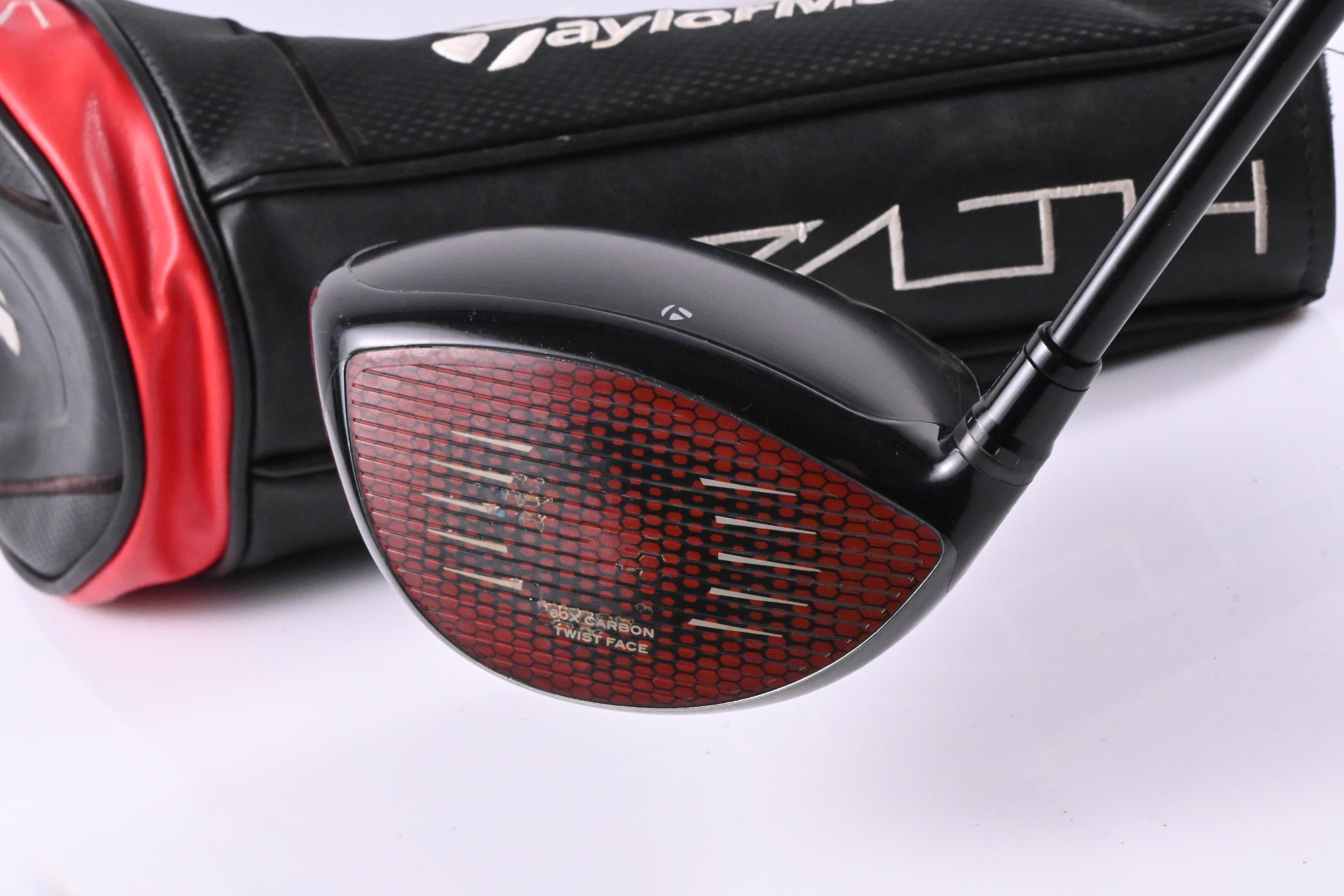 Taylormade Stealth Plus Driver / 10.5 Degree / Stiff Flex Hzrdus Smoke Red RDX