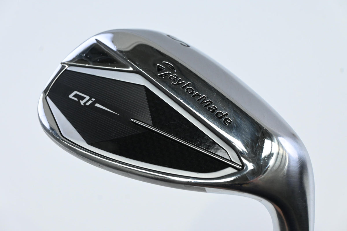 Taylormade Qi Sand Wedge / 54 Degree / Regular Flex Fujikura Ventus TR Blue 6