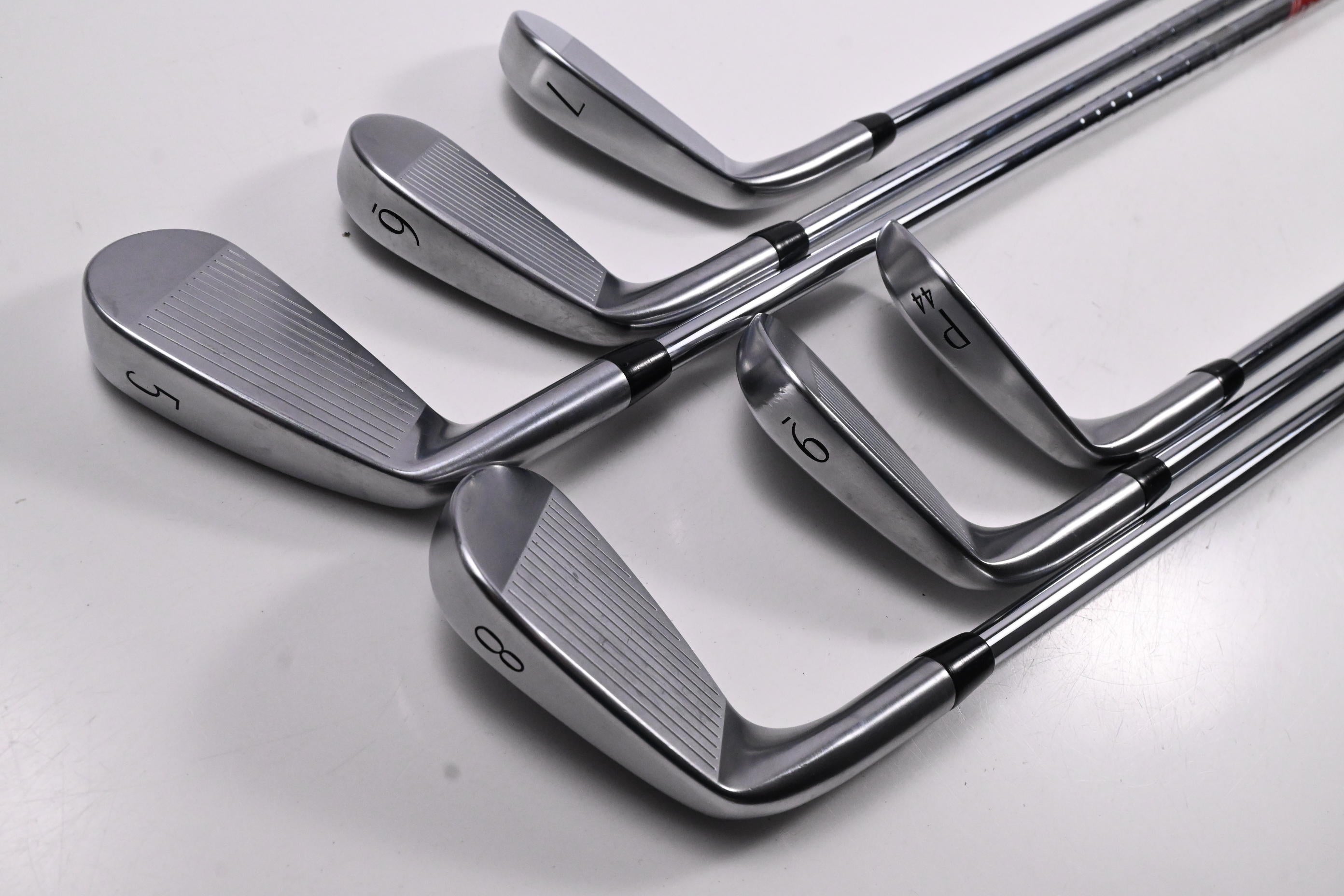 Titleist T250/T150 2025 Irons / 5-PW / Stiff Flex AMT Red Shafts