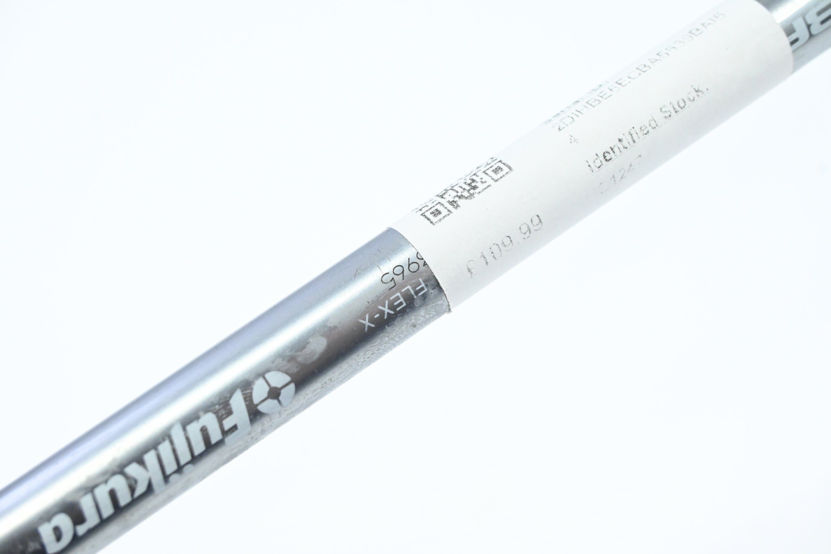 Titleist 915 D3 Driver / 9.5 Degree / X-Flex Fujikura Rombax Shaft