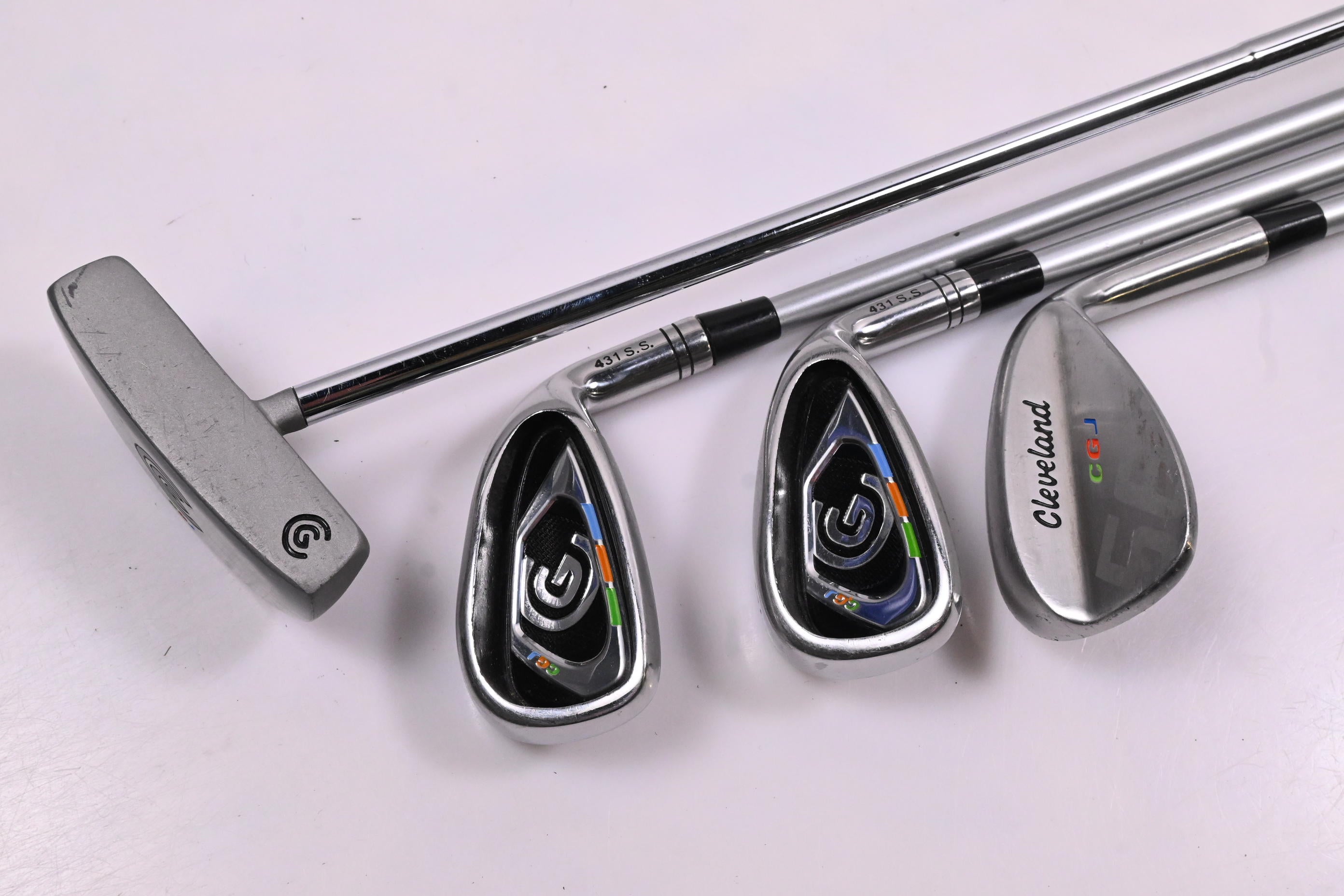 Junior Cleveland CGJ Package Set / Irons, Putter