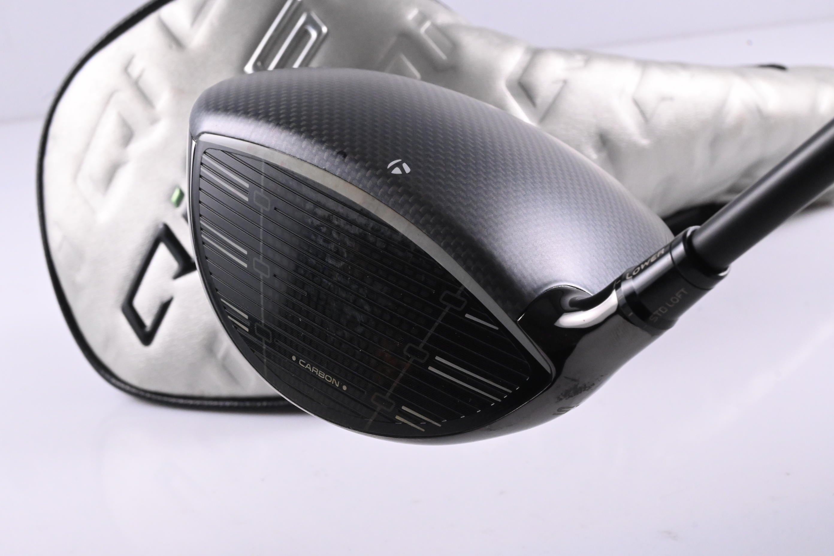 Taylormade Qi35 Driver / 10.5 Degree / Regular Flex Ventus Blue 5 Shaft