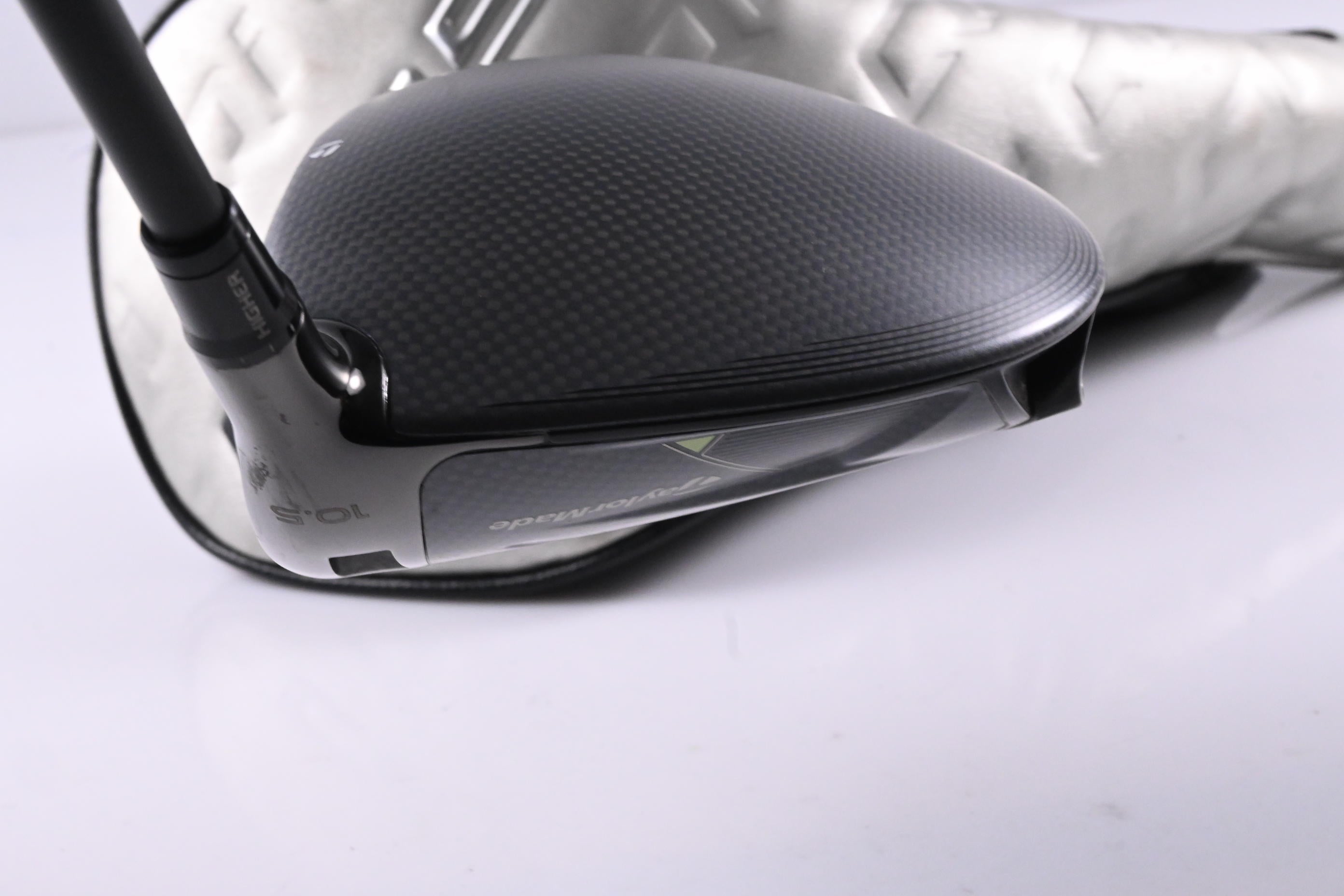 Taylormade Qi35 Driver / 10.5 Degree / Regular Flex Ventus Blue 5 Shaft