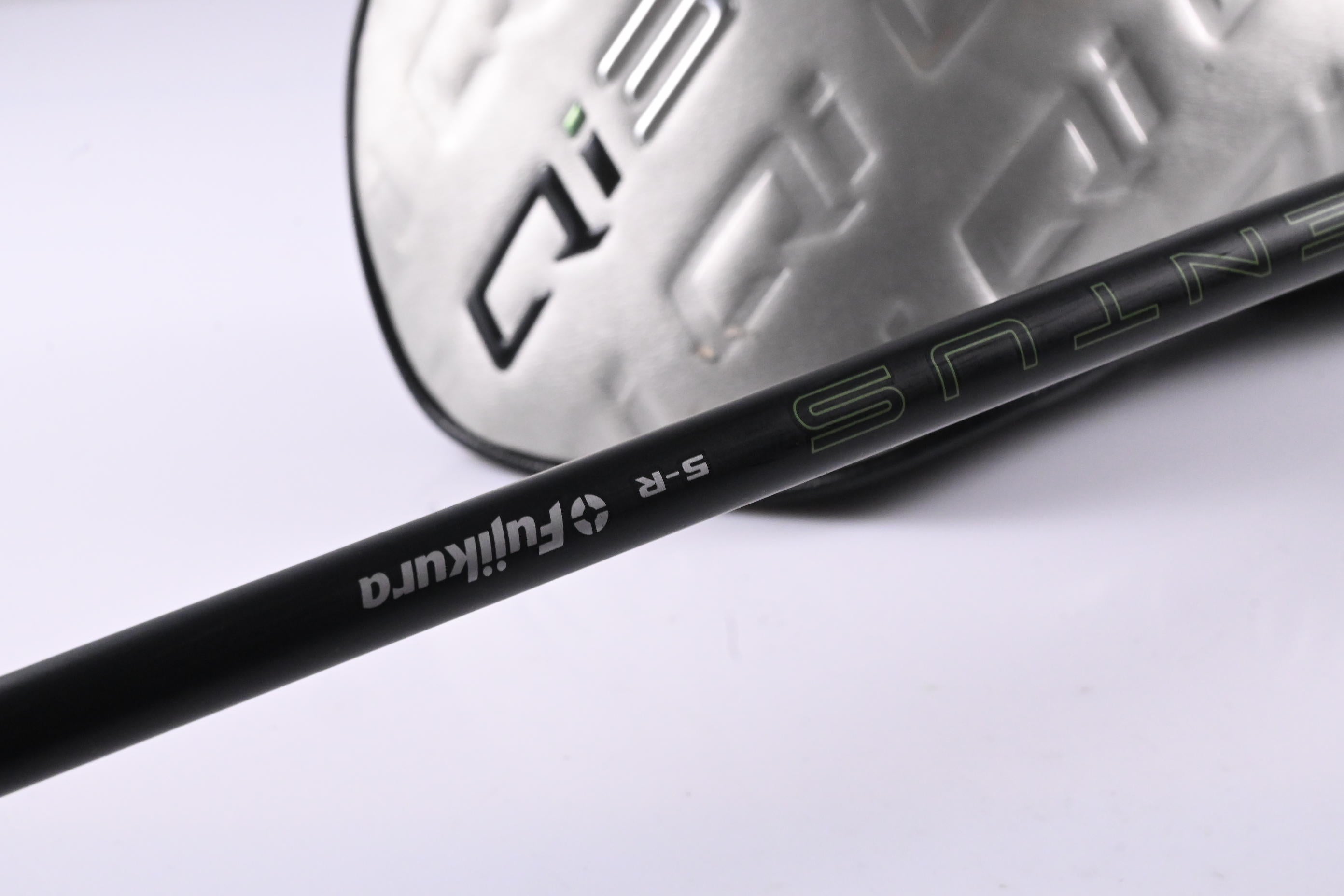 Taylormade Qi35 Driver / 10.5 Degree / Regular Flex Ventus Blue 5 Shaft