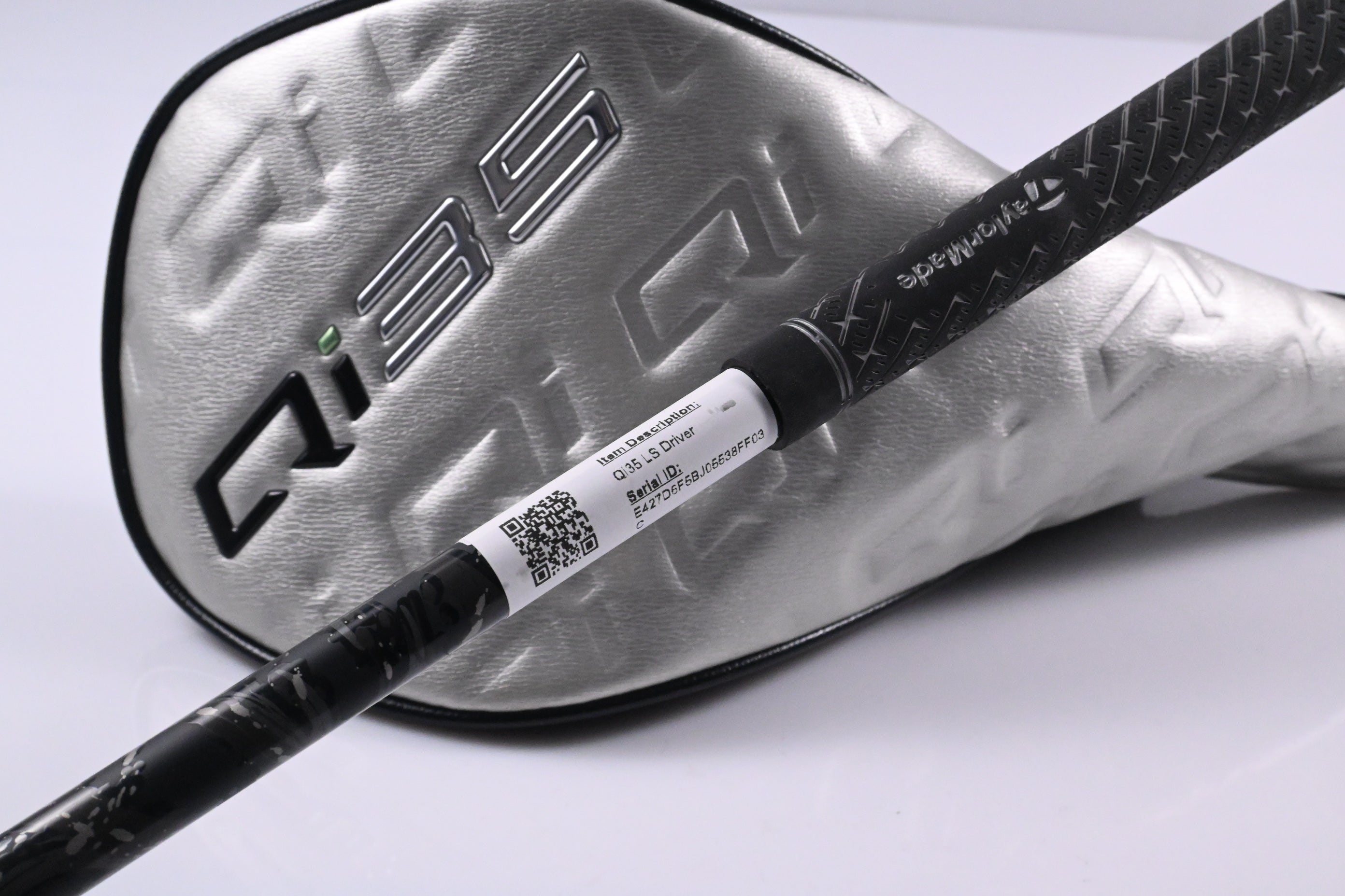 Taylormade Qi35 LS Driver / 10.5 Degree / Stiff Flex Kai'li White Dark Wave 60