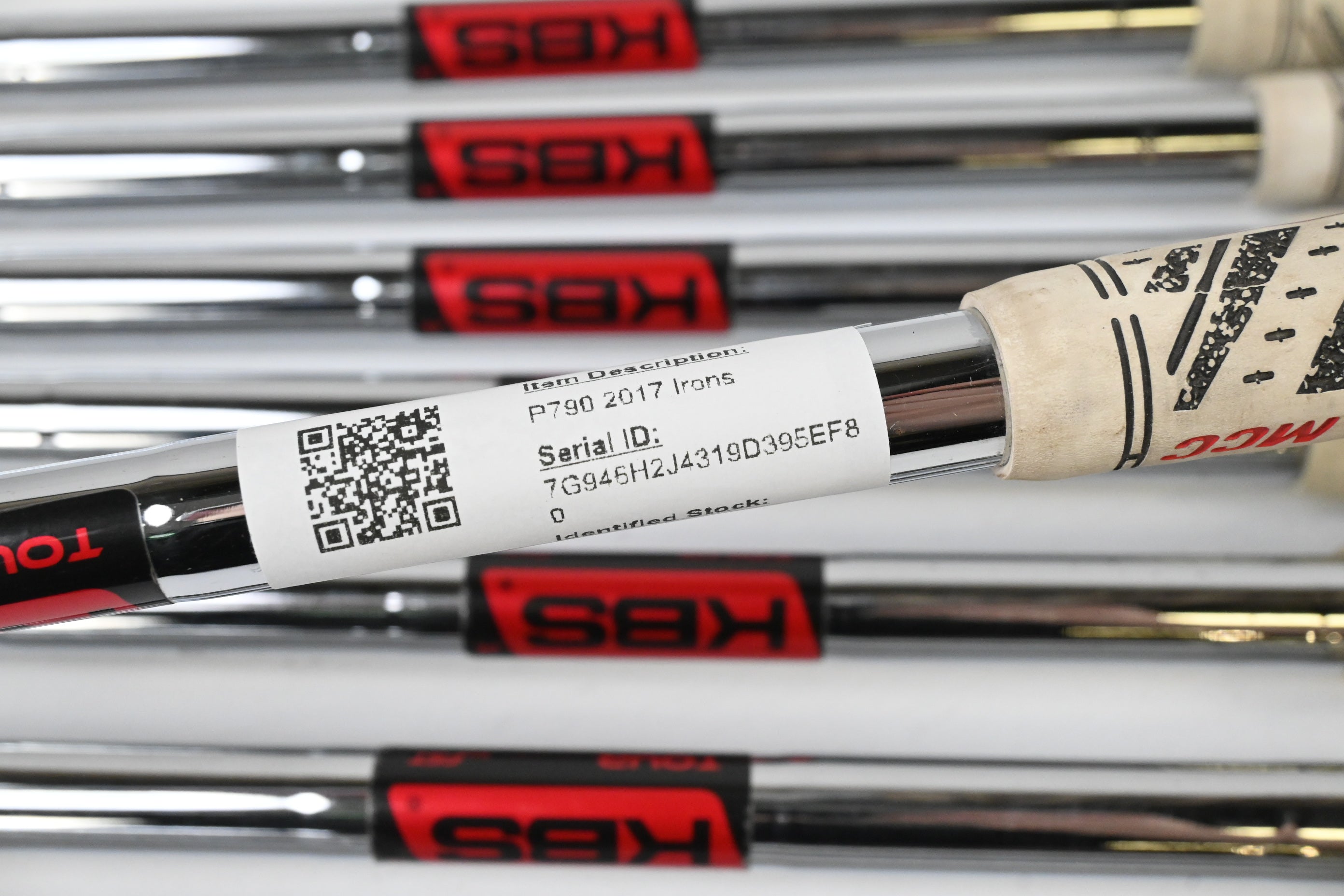 Taylormade P790 2017 Irons / 4-PW+GW / Regular Flex KBS Tour Shafts