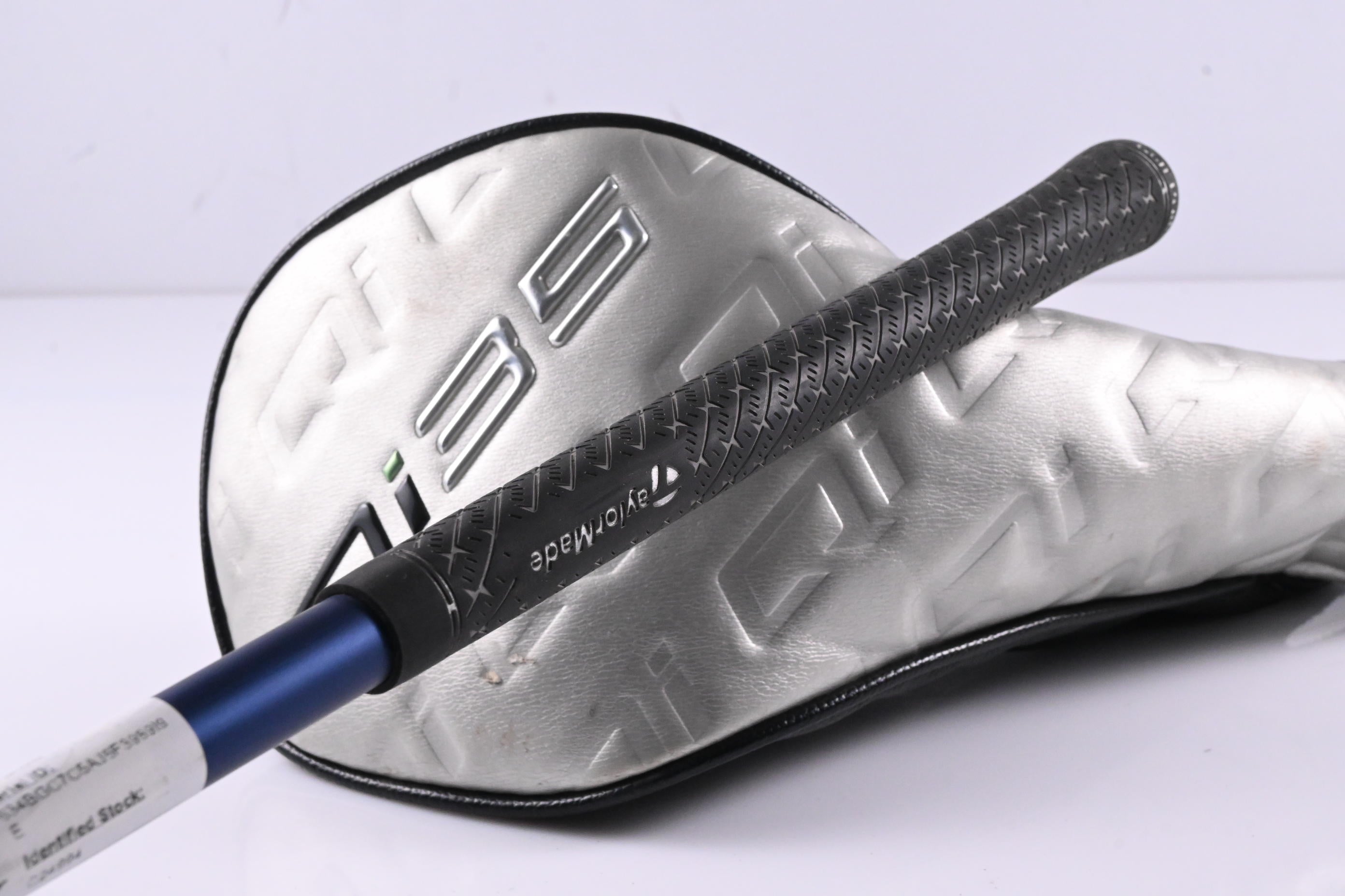 Taylormade Qi35 Driver / 10.5 Degree / Regular Flex Ventus Blue 5 Shaft