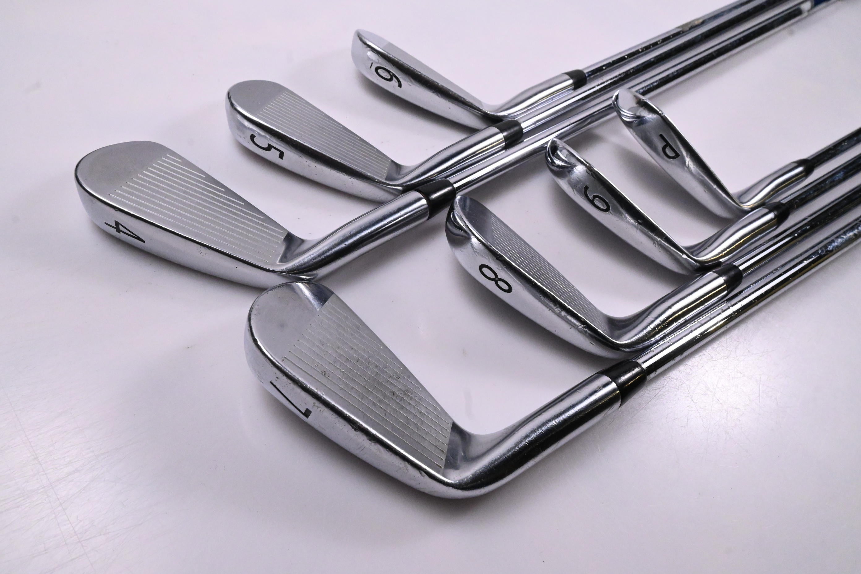 Titleist 718 MB Irons / 4-PW / Stiff Flex Project X Shafts