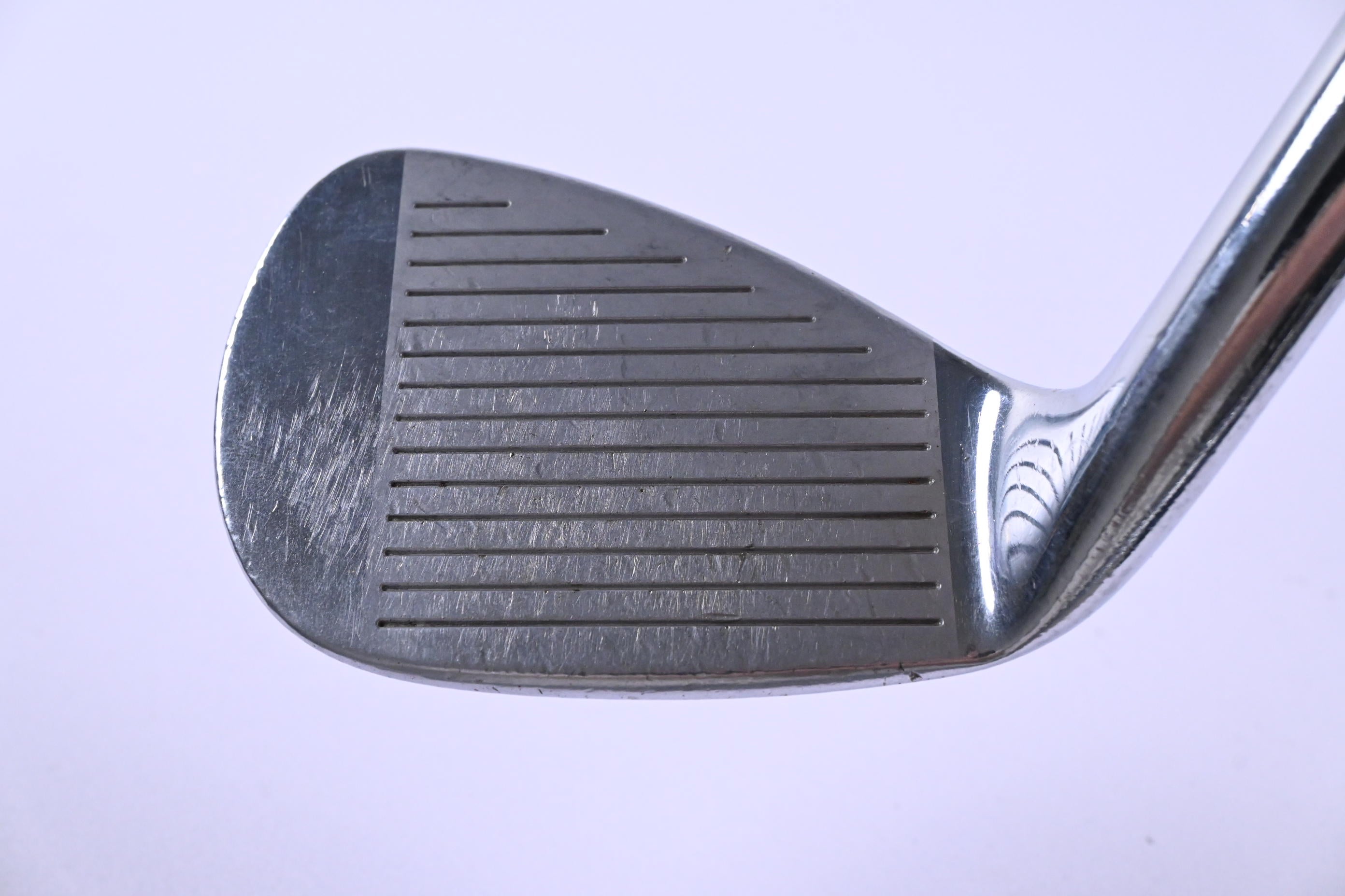 Mizuno MP-52 Pitching Wedge / 47 Degree / Stiff Flex Dynamic Gold S300 Shaft