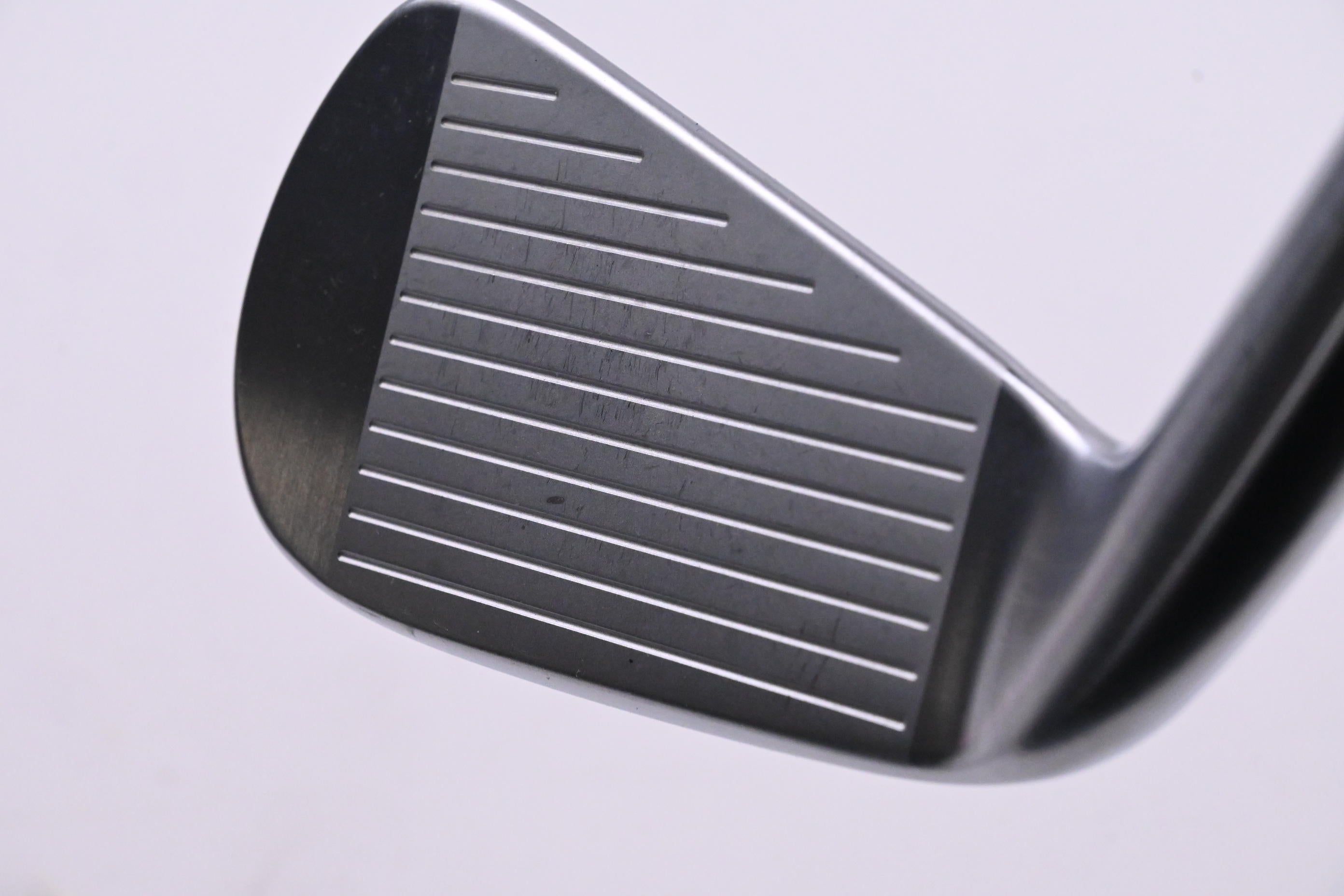 Titleist T200 2023 Utility #2 Iron / 17 Degree / X-Flex Steel Shaft