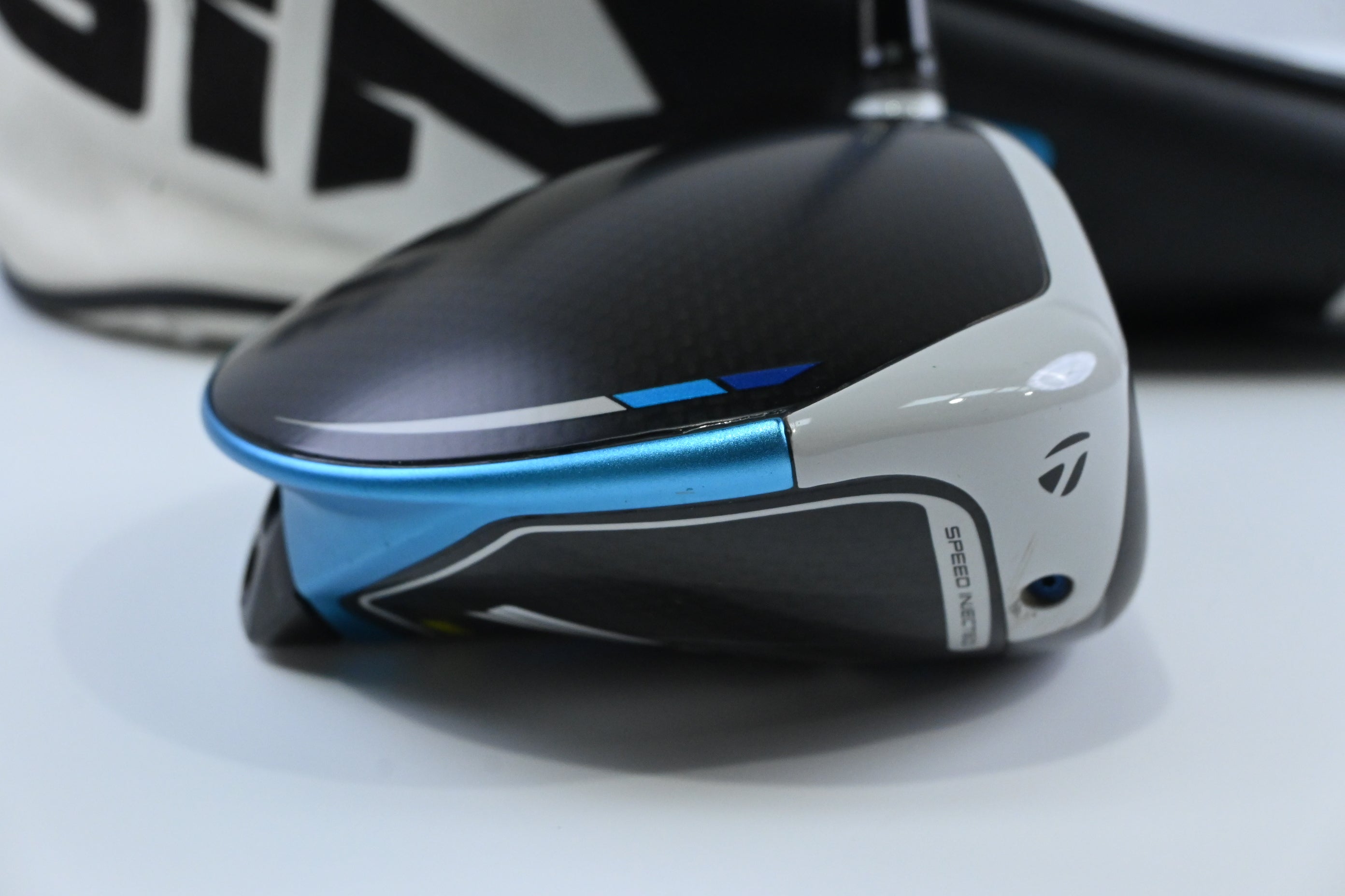 Taylormade SIM2 Max Driver / 10.5 Degree / Stiff Flex Fujikura Ventus Blue 5