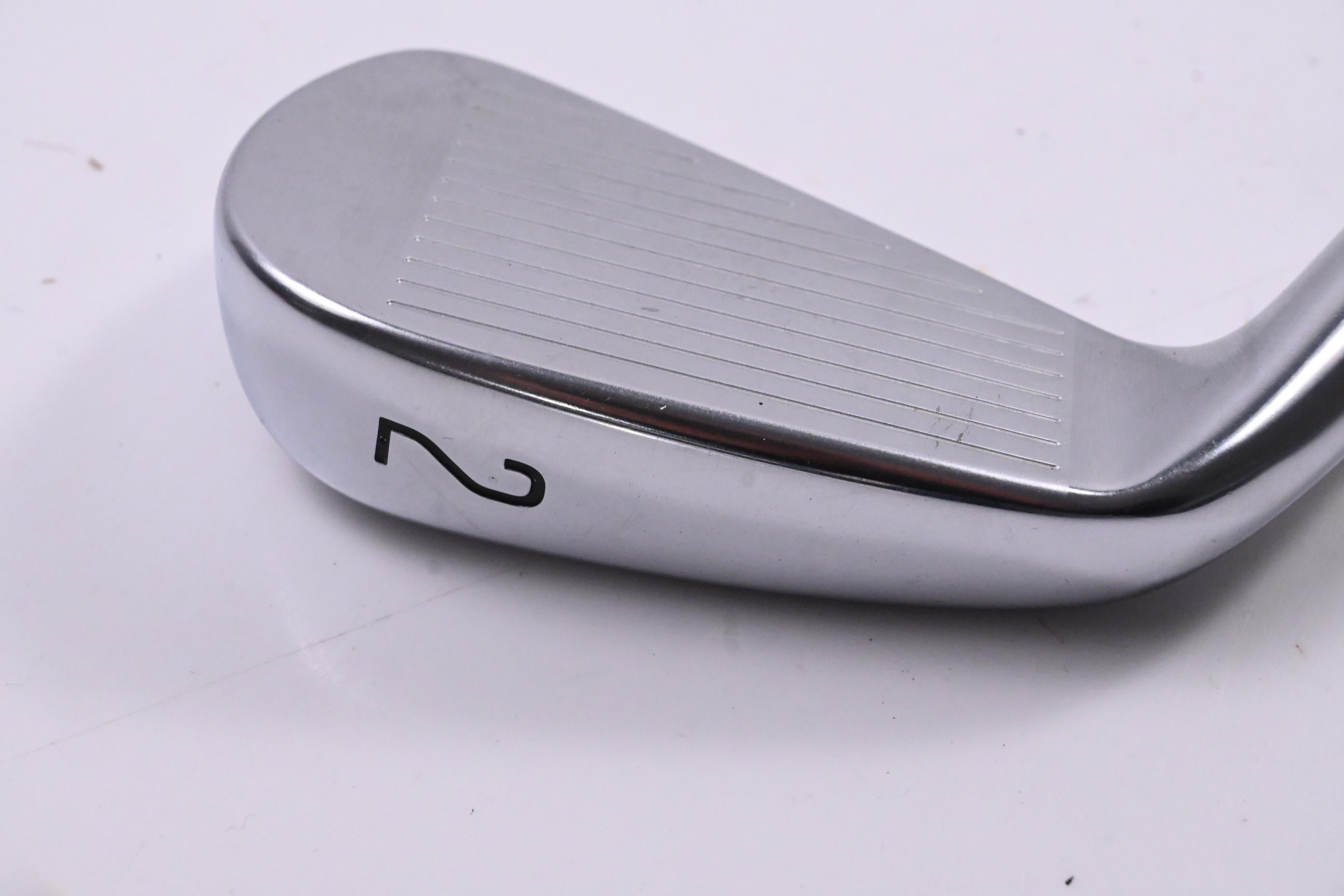 Titleist T200 2023 Utility #2 Iron / 17 Degree / X-Flex Steel Shaft