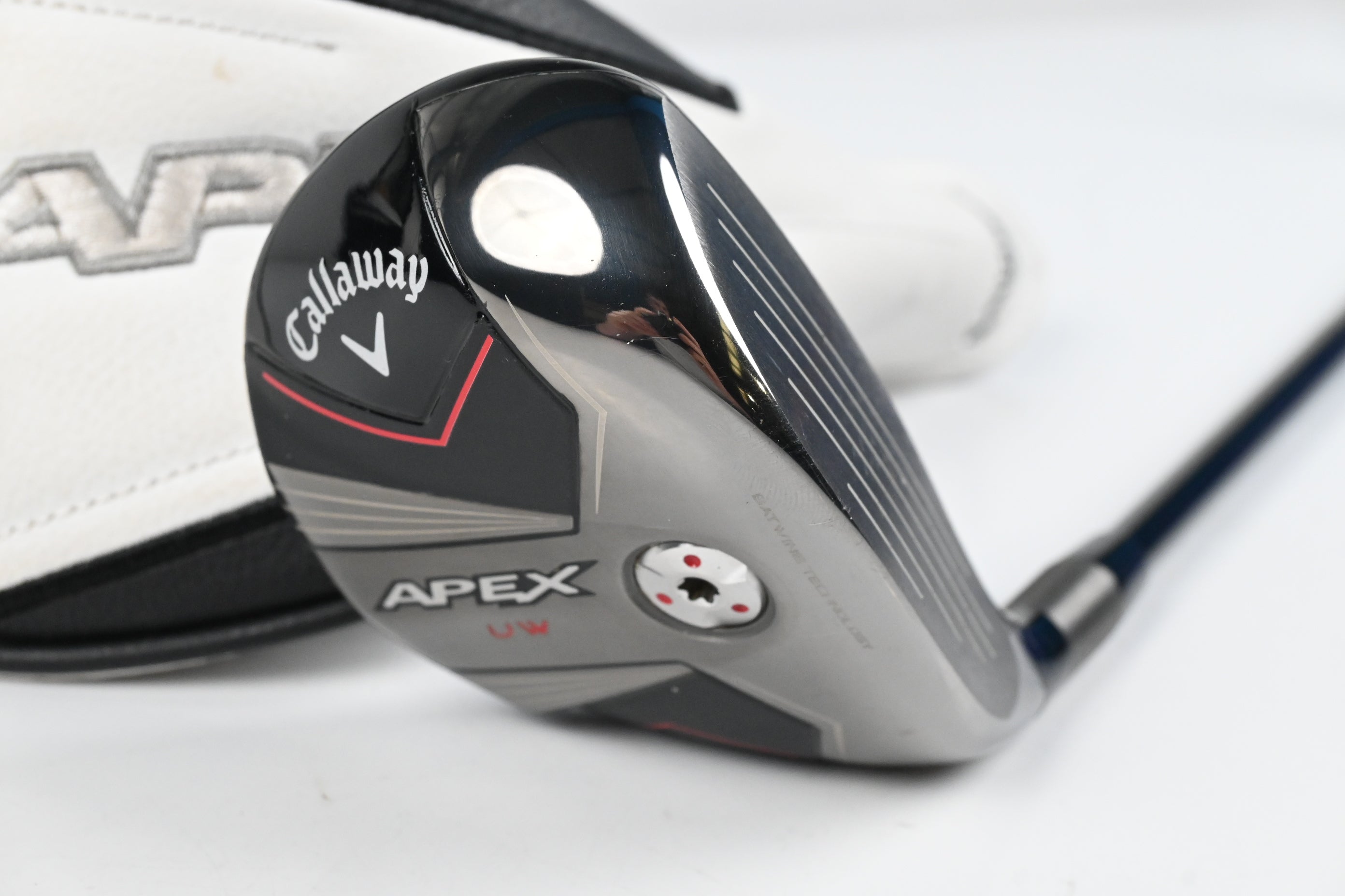 Callaway Apex UW 24 #2 Hybrid / 17 Degree / Stiff Flex MMT Black 70 Shaft