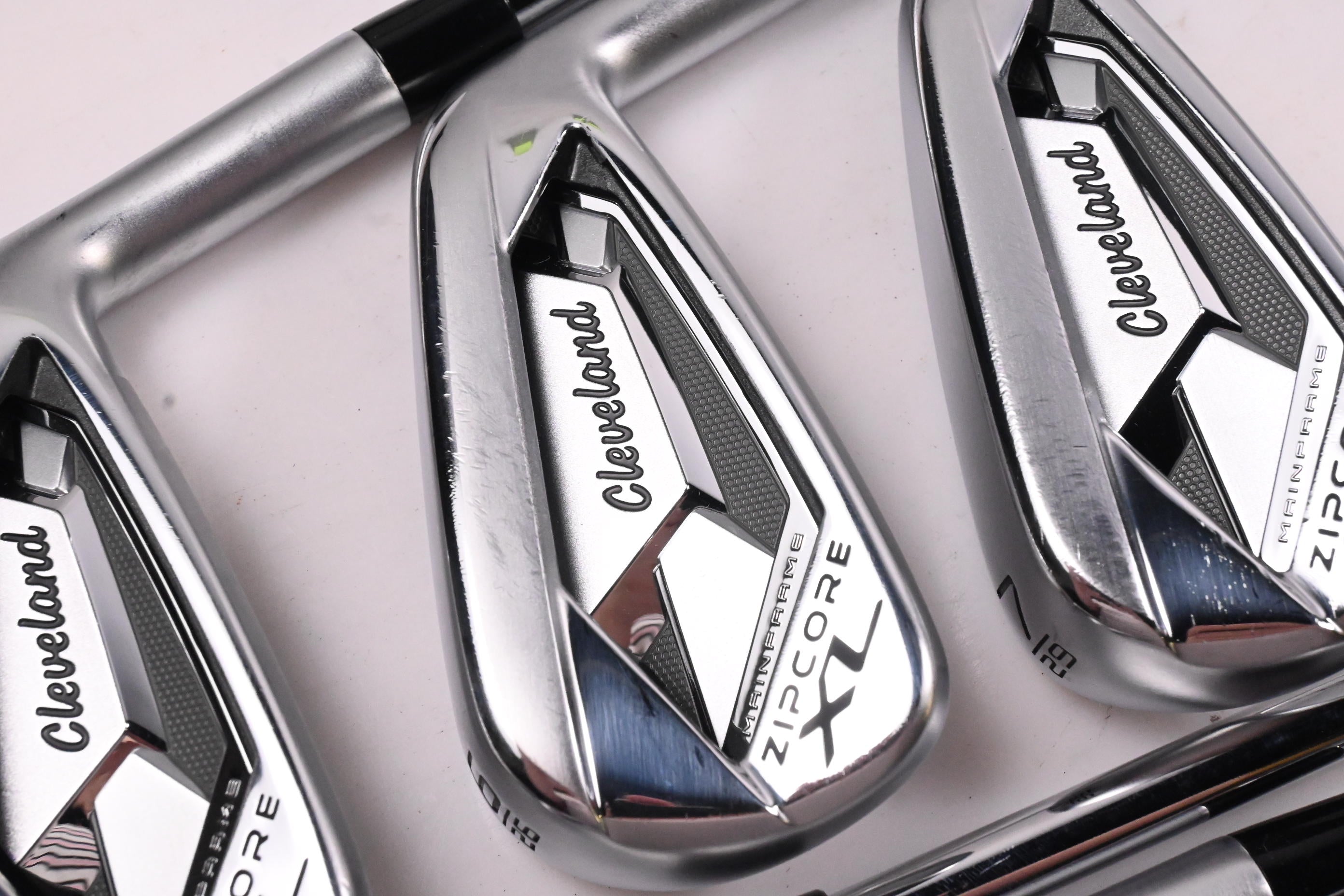 Cleveland Zipcore XL Irons / 5-PW / Regular Flex KBS Tour Lite Shafts