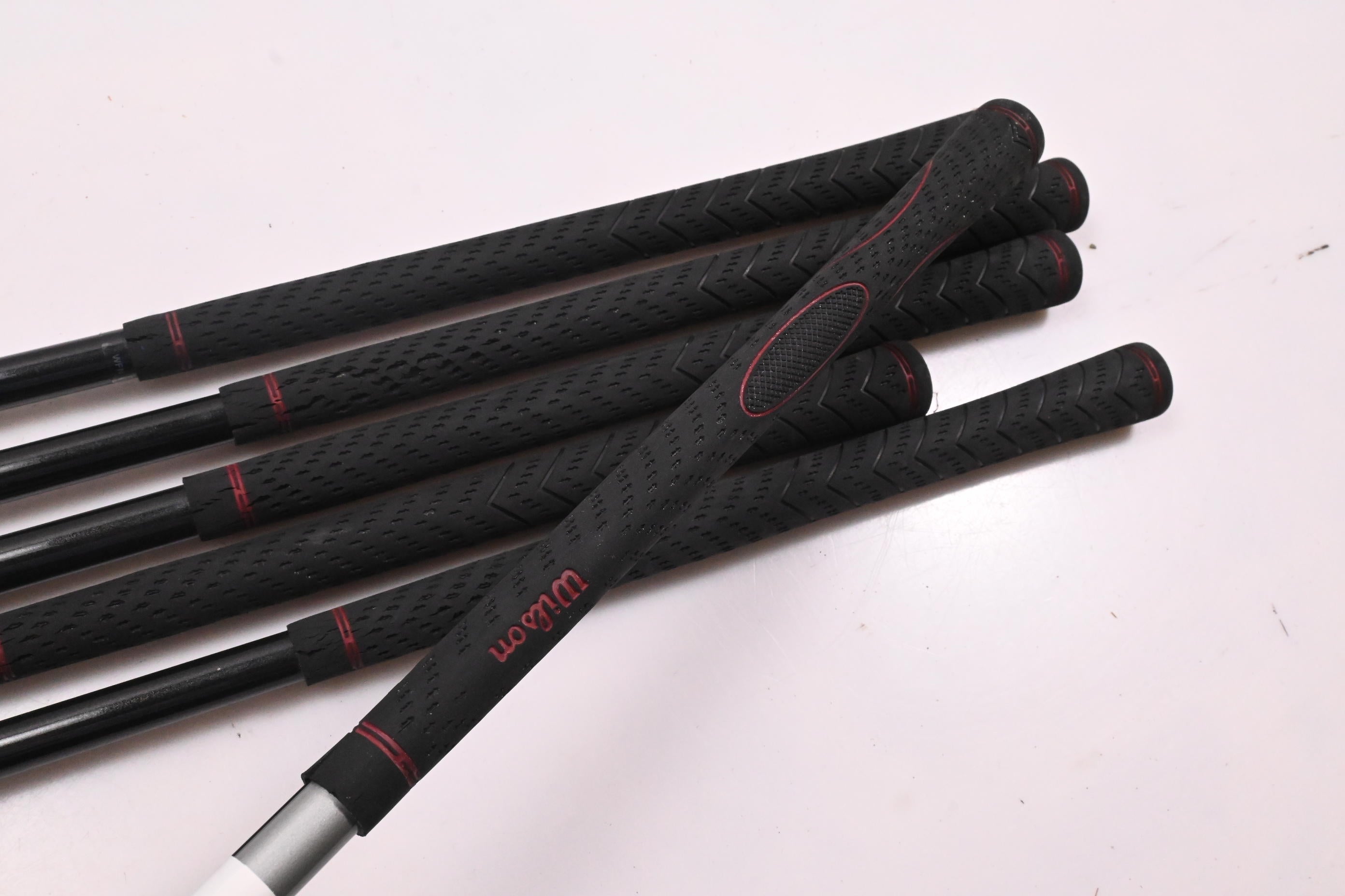 Junior Wilson Deep Red Package Set / Woods, Irons, Bag
