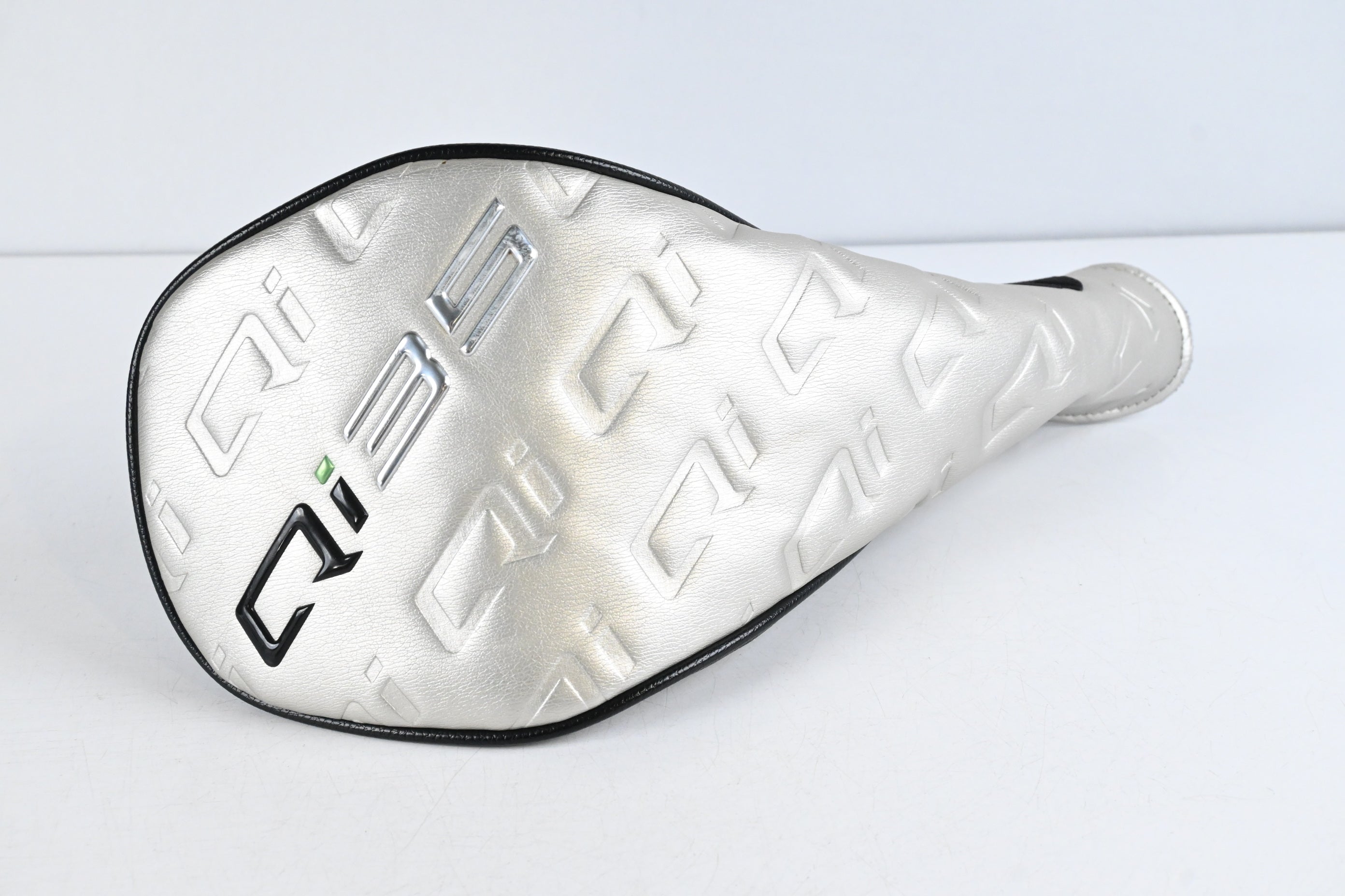 Taylormade Qi35 Max Driver / 12 Degree / Stiff Flex Reax Blue 50 Shaft