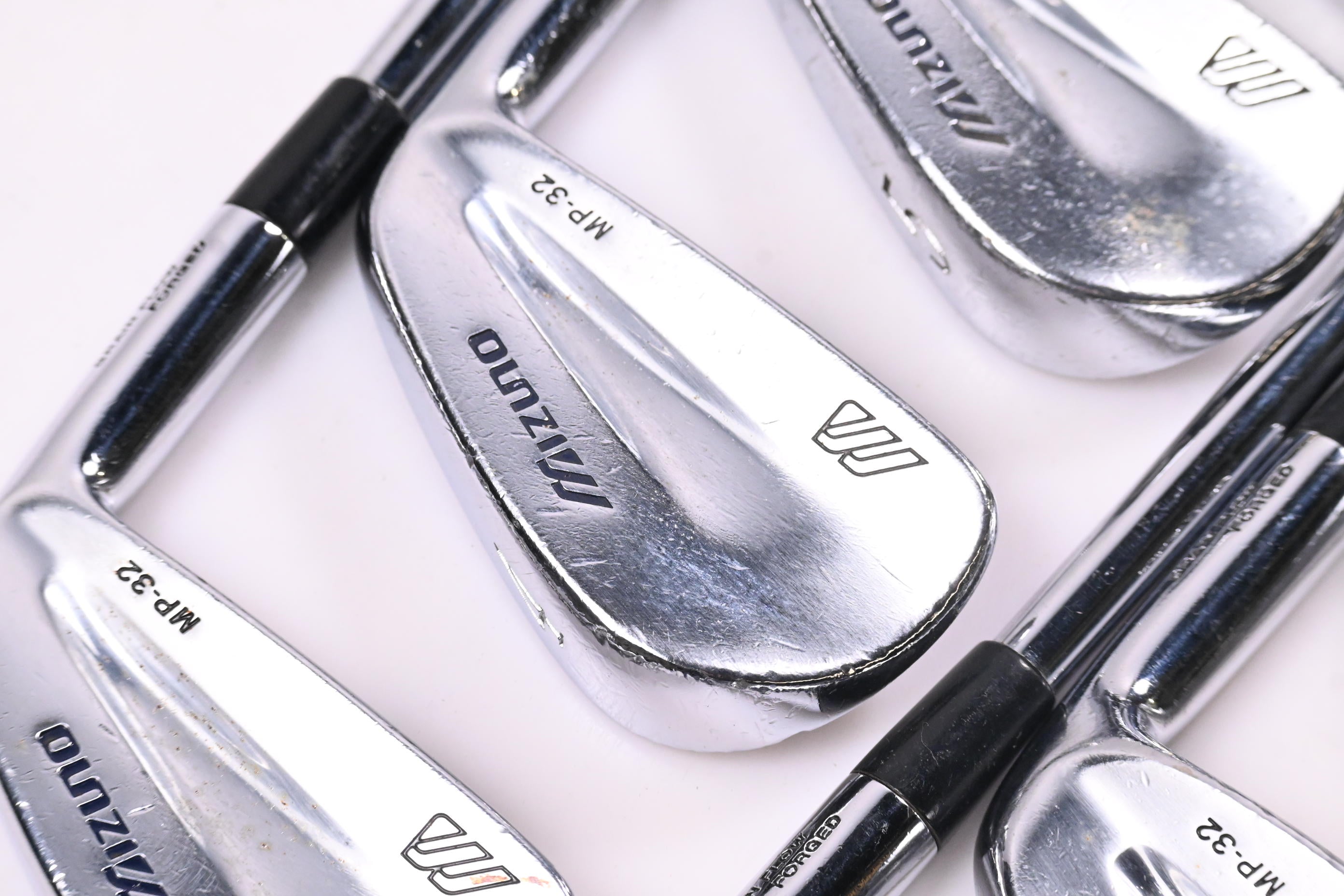 Mizuno MP-32 Irons / 3-PW / X-Flex Dynamic Gold X100 Shafts