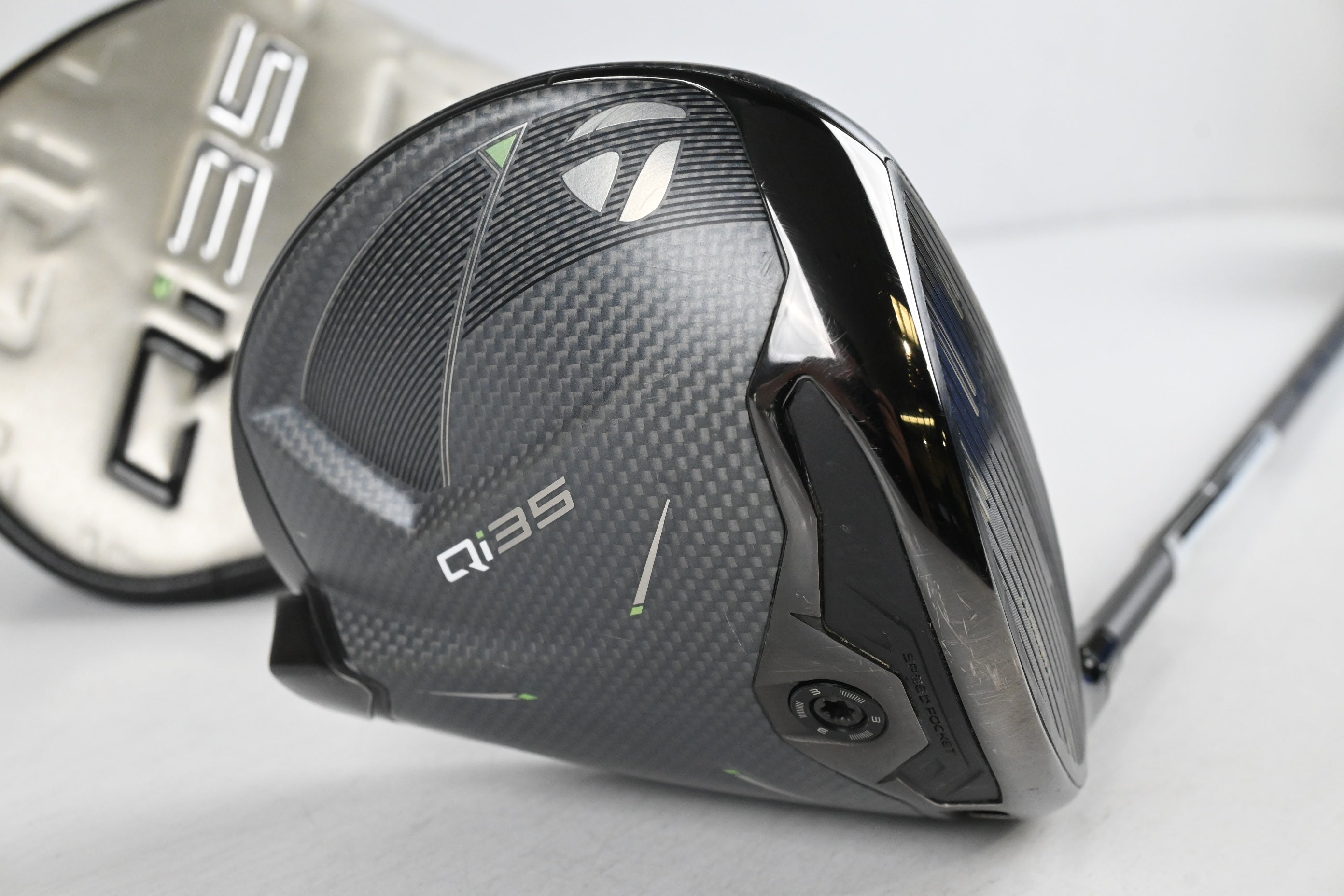 Taylormade Qi35 Driver / 10.5 Degree / Stiff Flex Fujikura Ventus Blue 5 Shaft